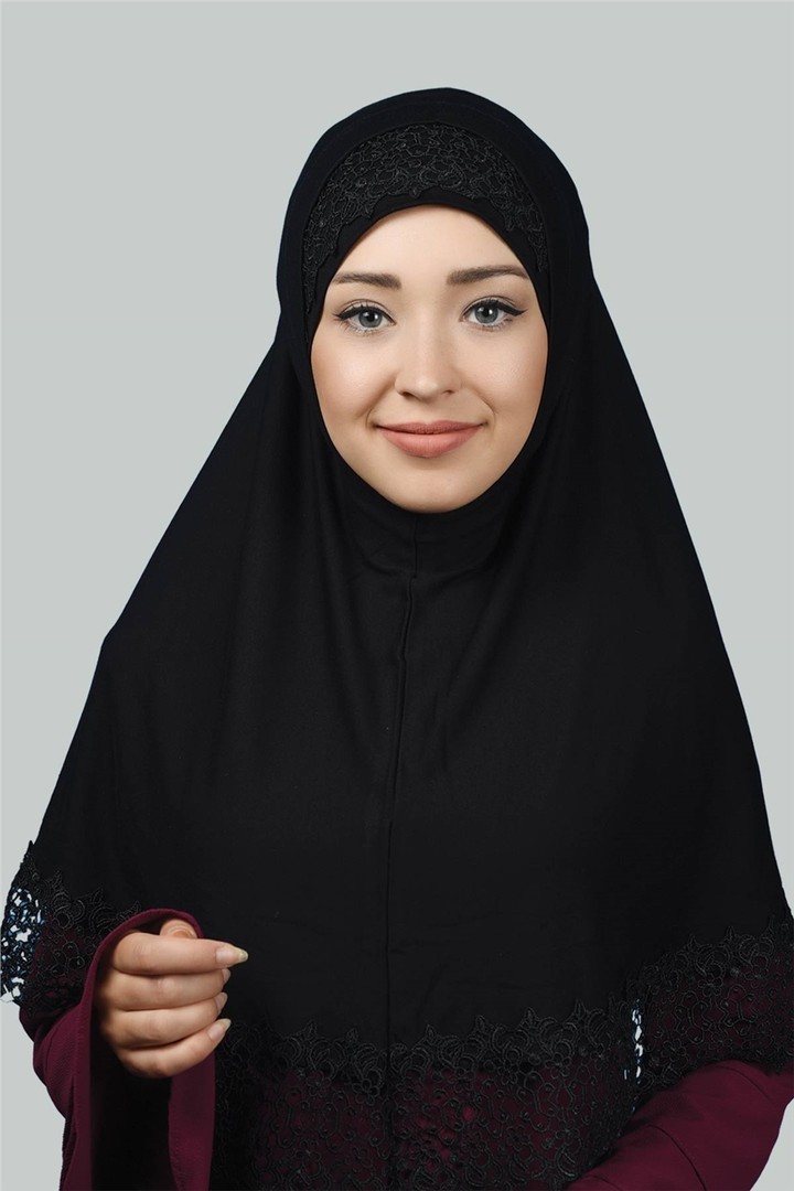 Elegant Lace and Guipure Hijab Set XL- Soft and Breathable 