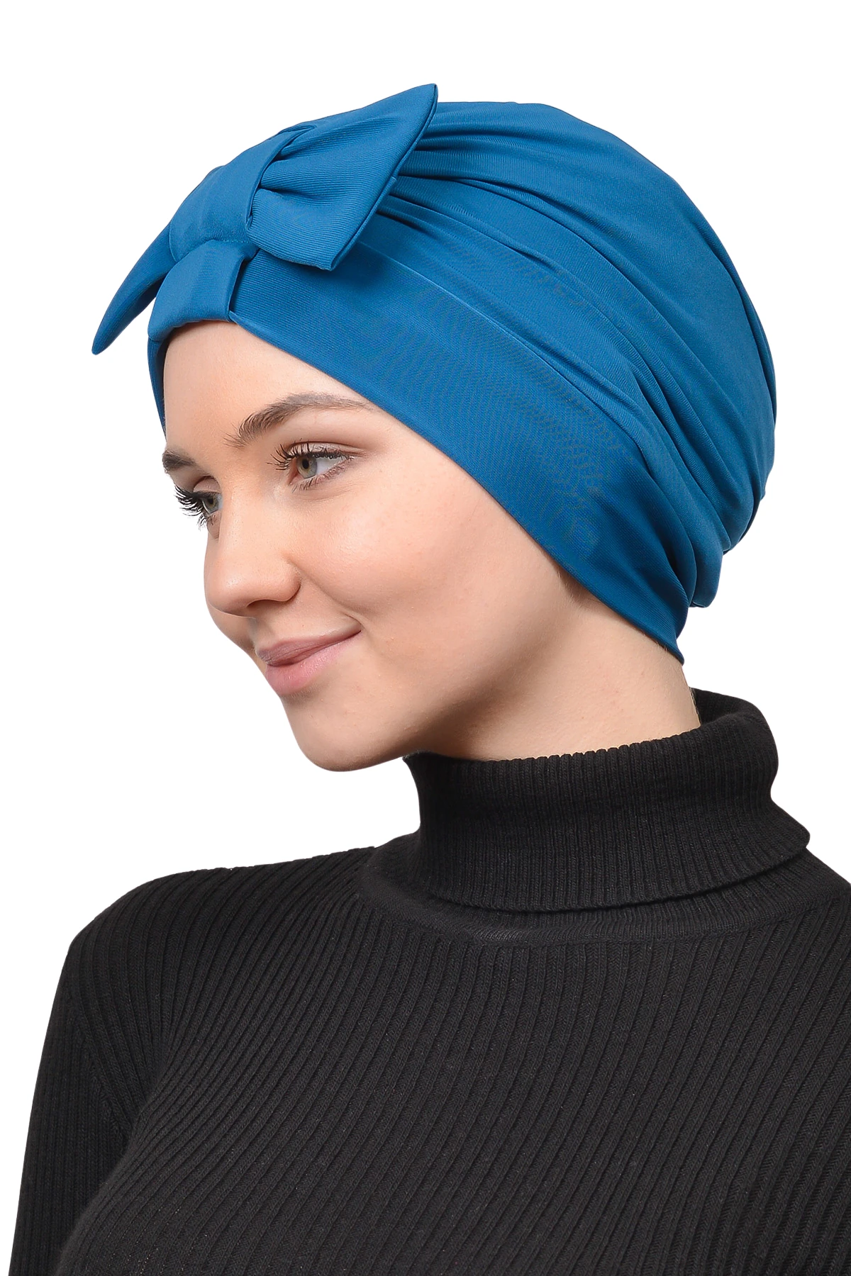 Fiyonklu Çift Yönlü Çapraz Tesettür Bone