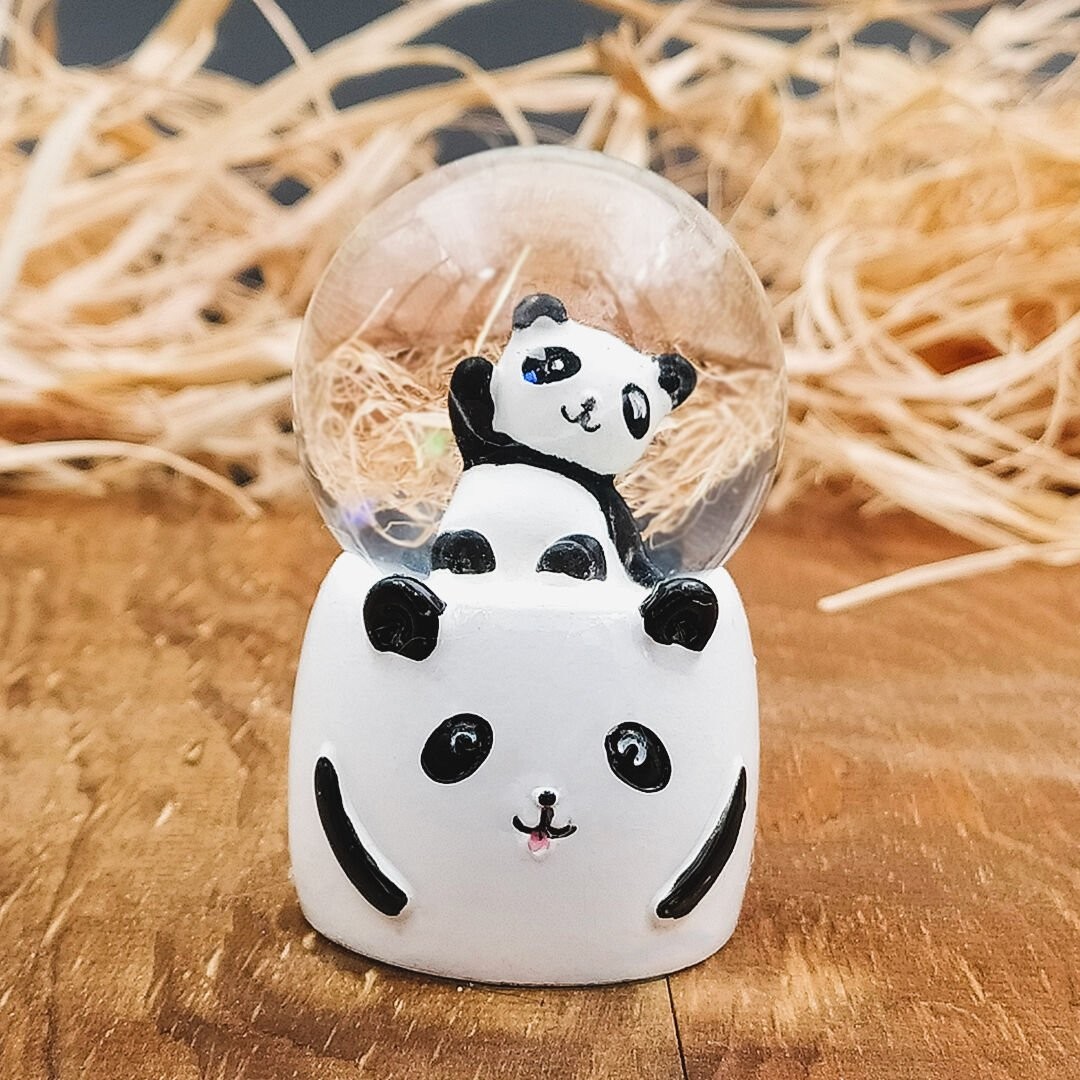 Panda - Led Işıklı Küçük Boy Kar Küresi