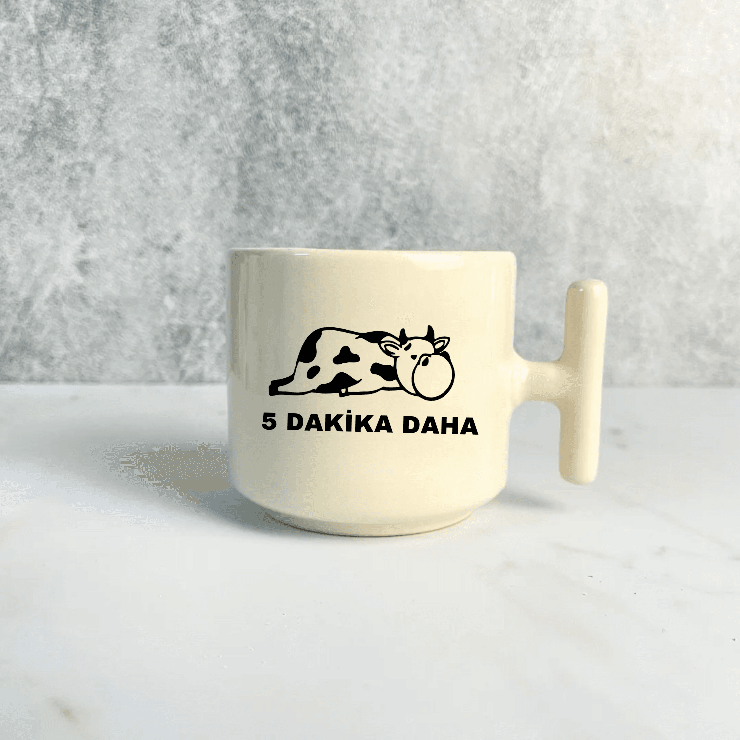 5 Dakika Daha T Kulplu Fincan
