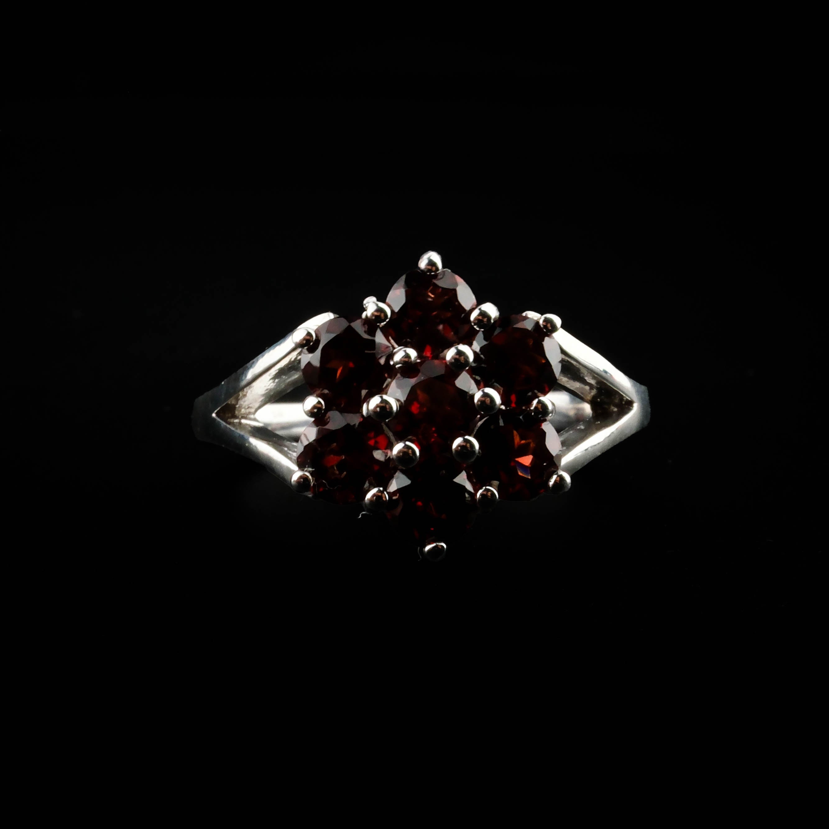 Garnet Doğaltaş Gümüş Yüzük