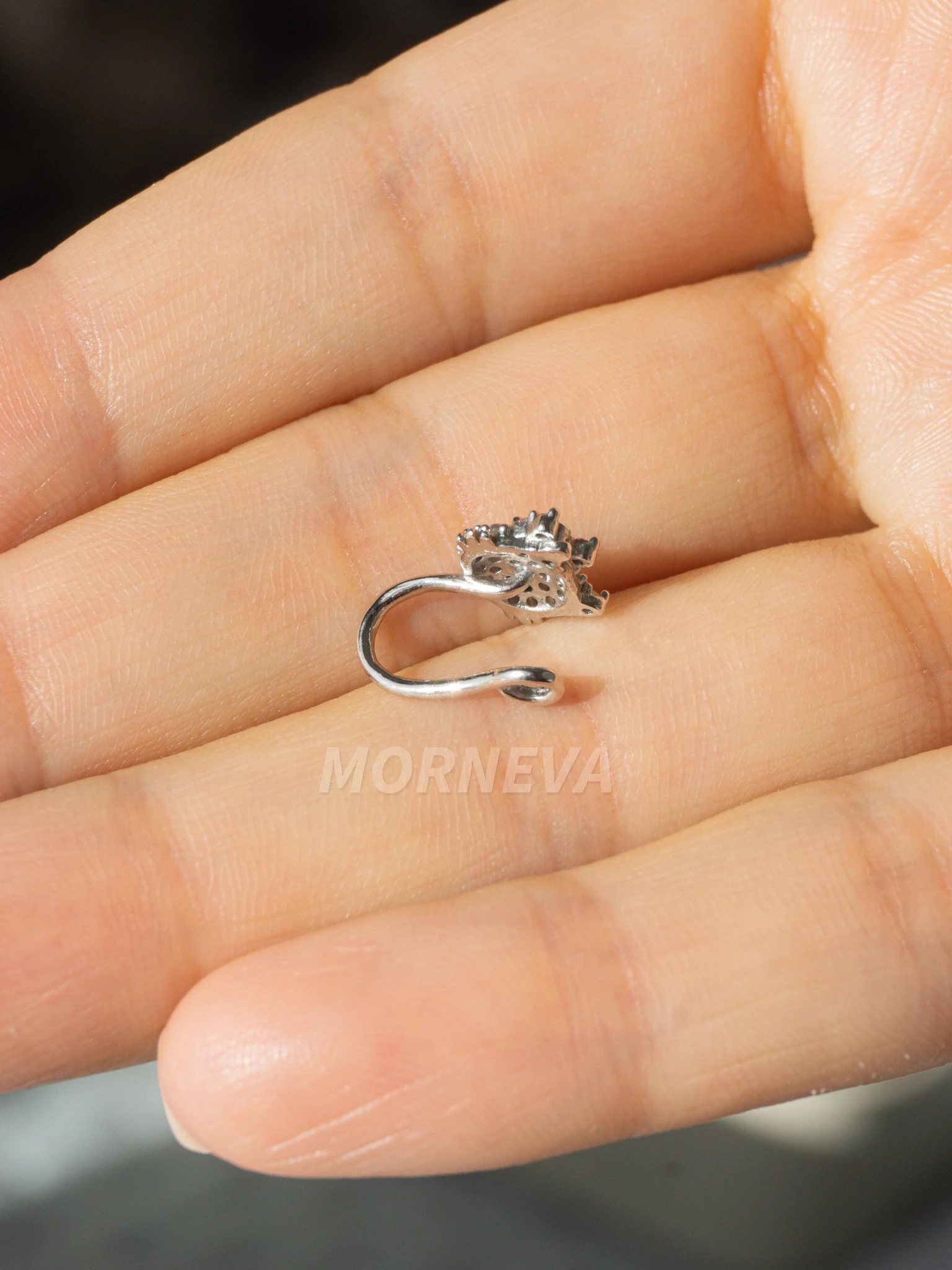 Deliksiz Hello Kitty Hızma Burun Piercingi (1 Adet)