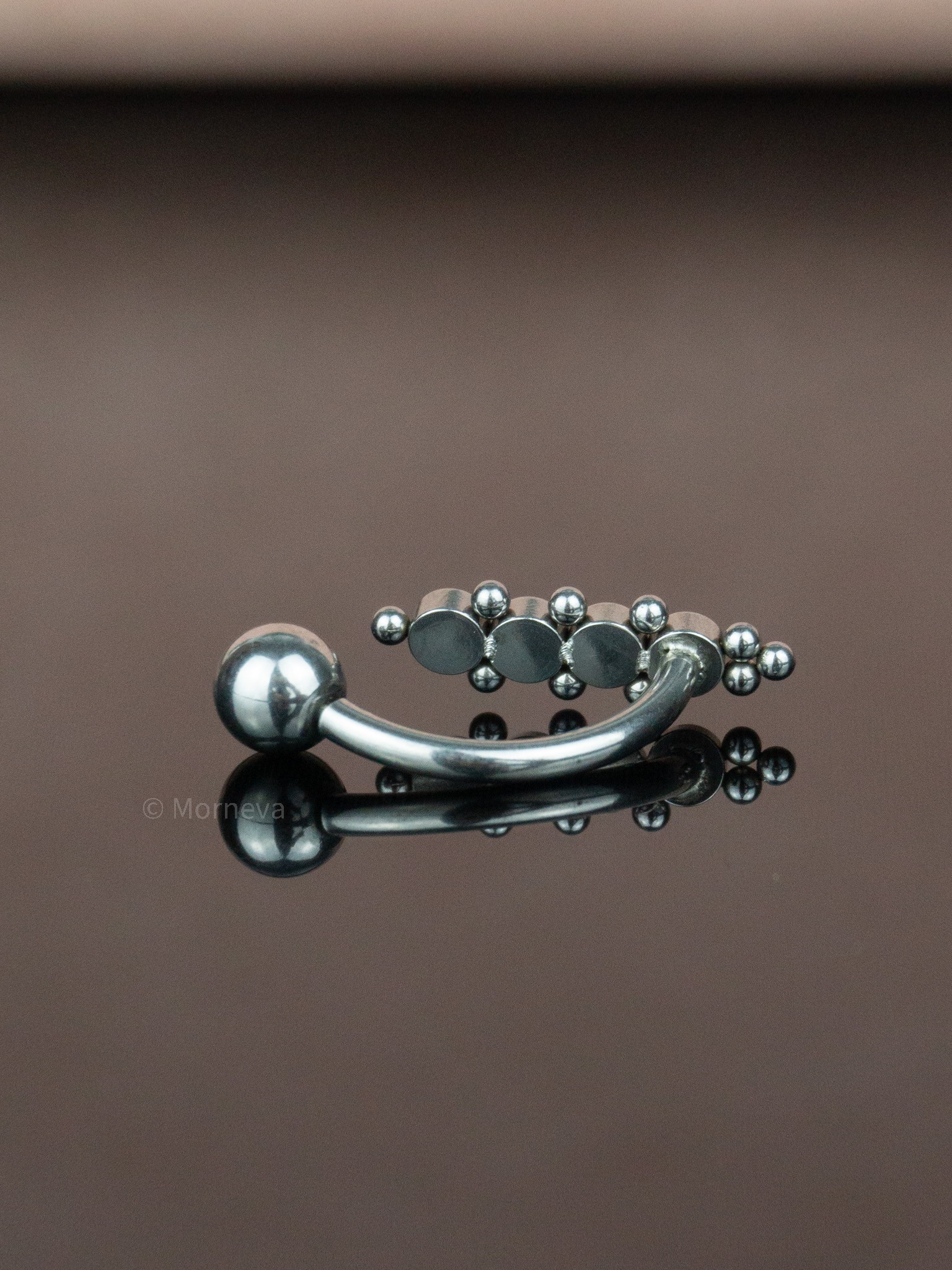 Ters Üstten Sıra 4 Taşlı Çelik Göbek Piercing