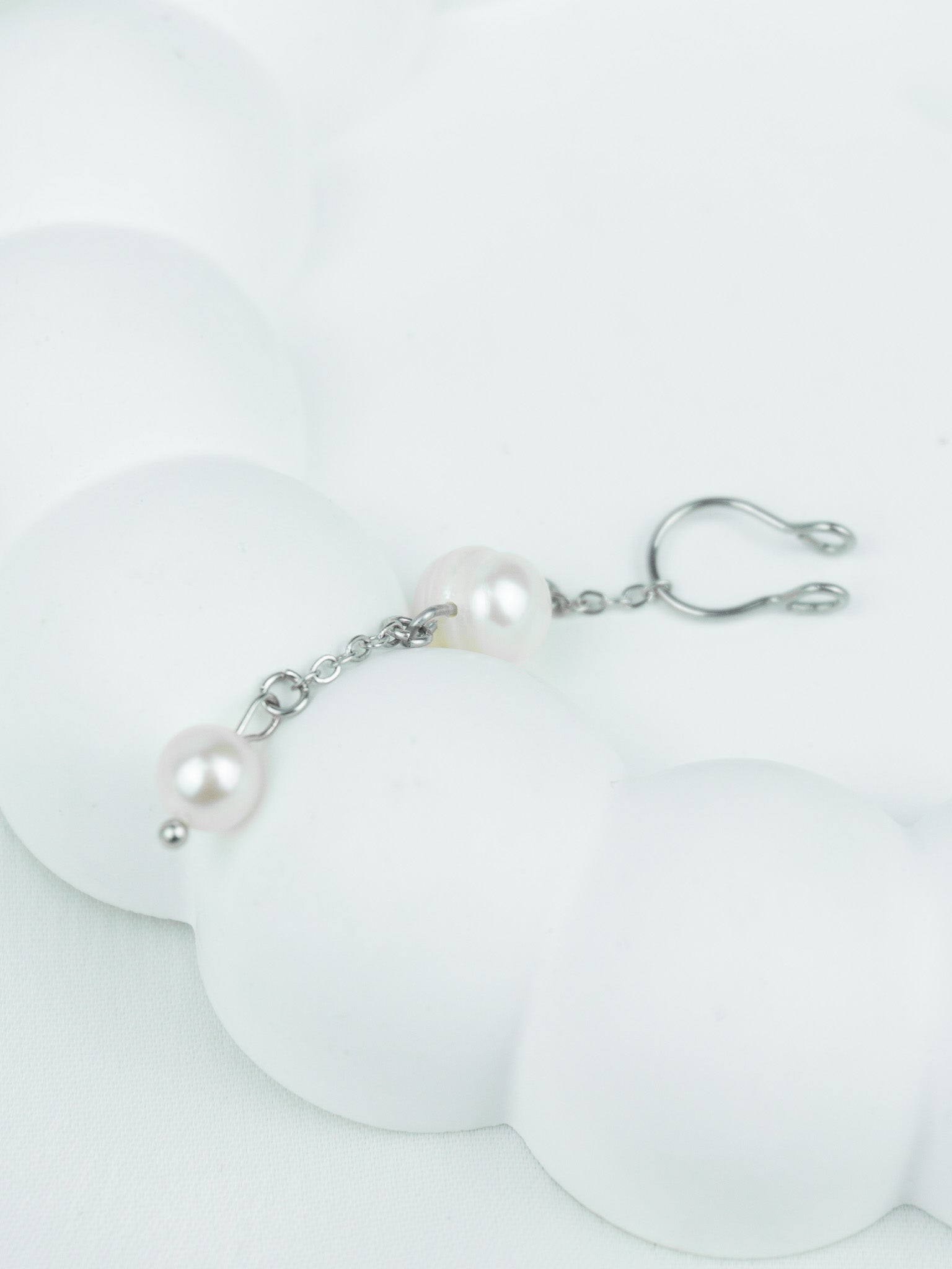 Gerçek İnci 2'li Tek Sıra Sallantı Sıkıştırma Klips Fake Piercing Adet