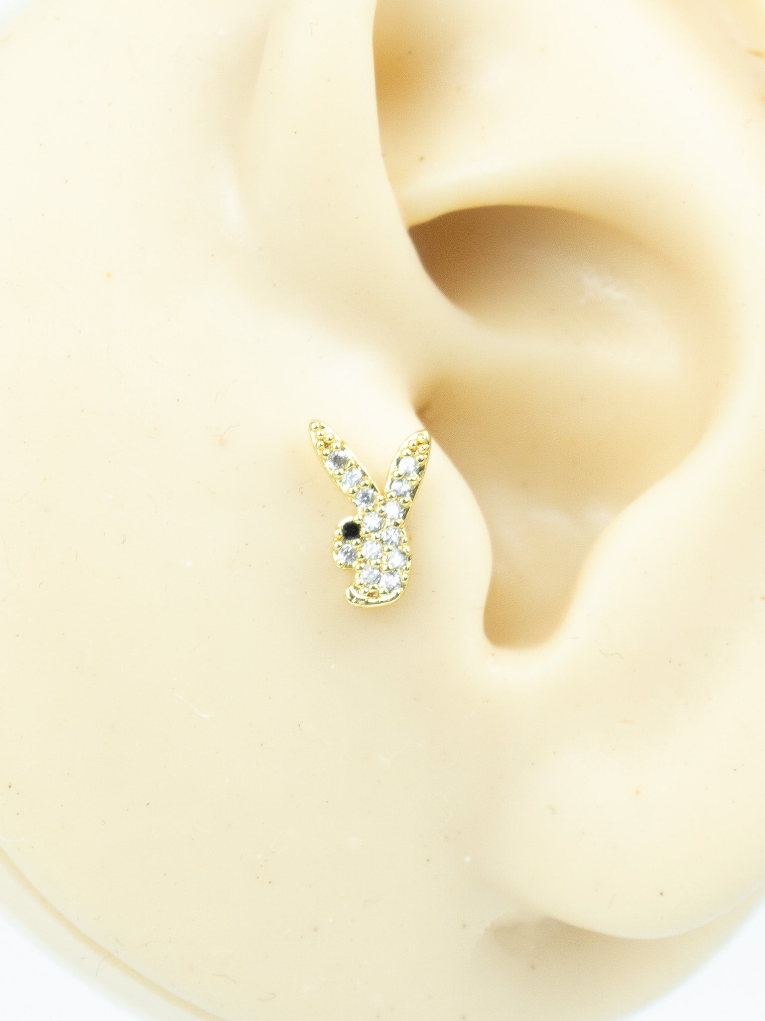 Playboy Tavşan Piercing Tragus