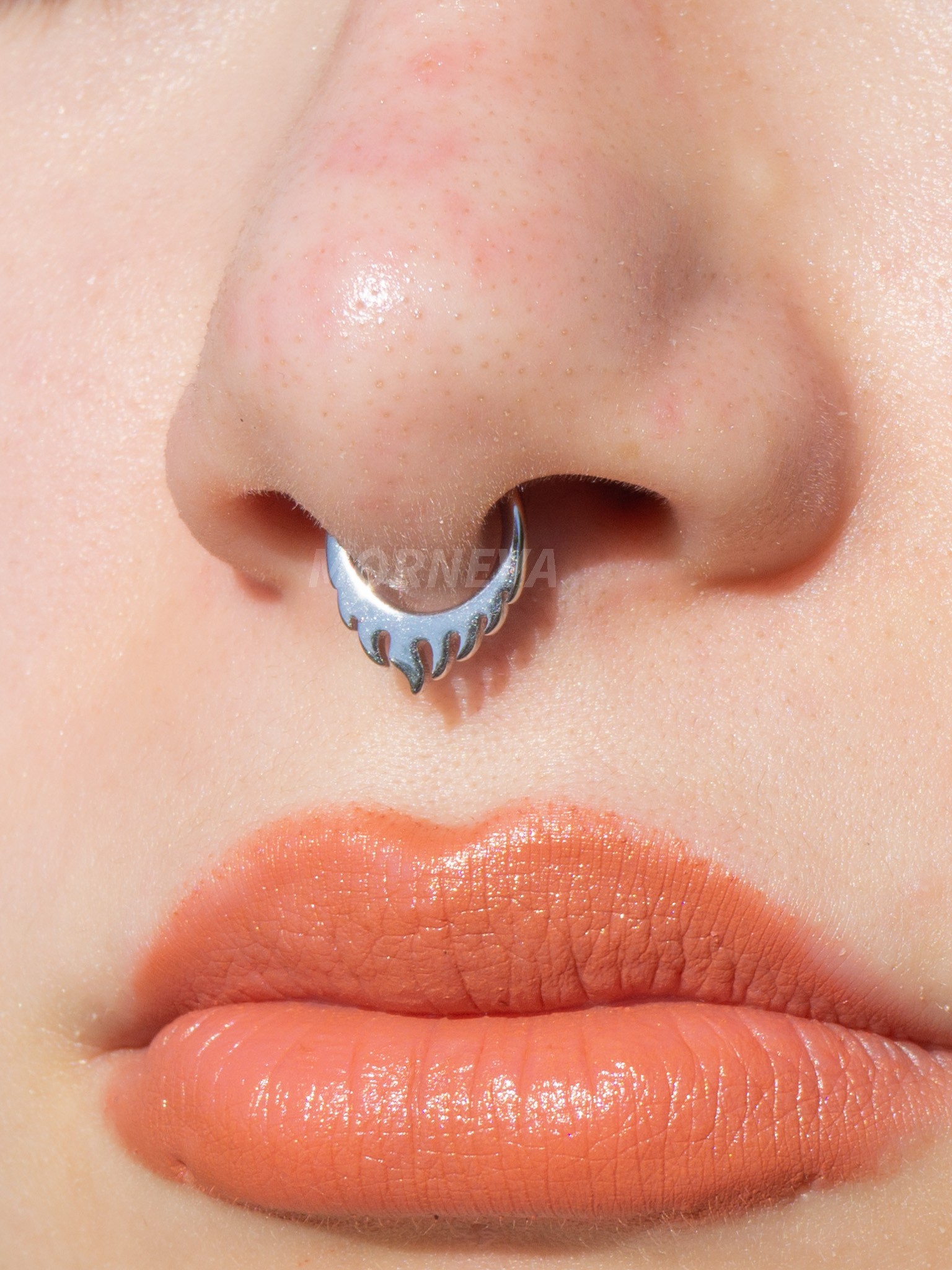 Cerrahi Çelik Ateş Sarkıtı Kilitli Halka Daith Septum Burun Piercingi