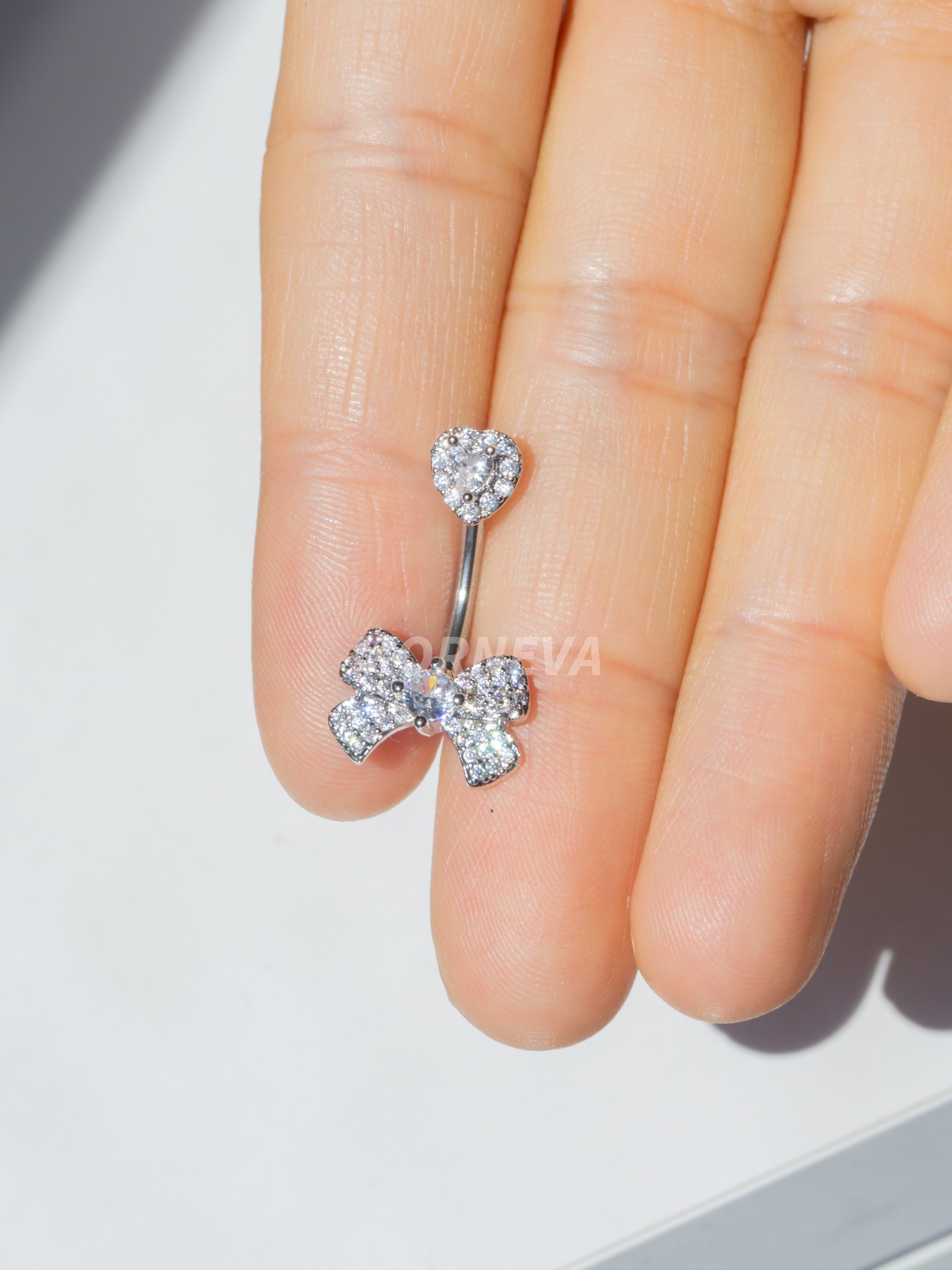 Taşlı Fiyonk Göbek Belly Piercingi 
