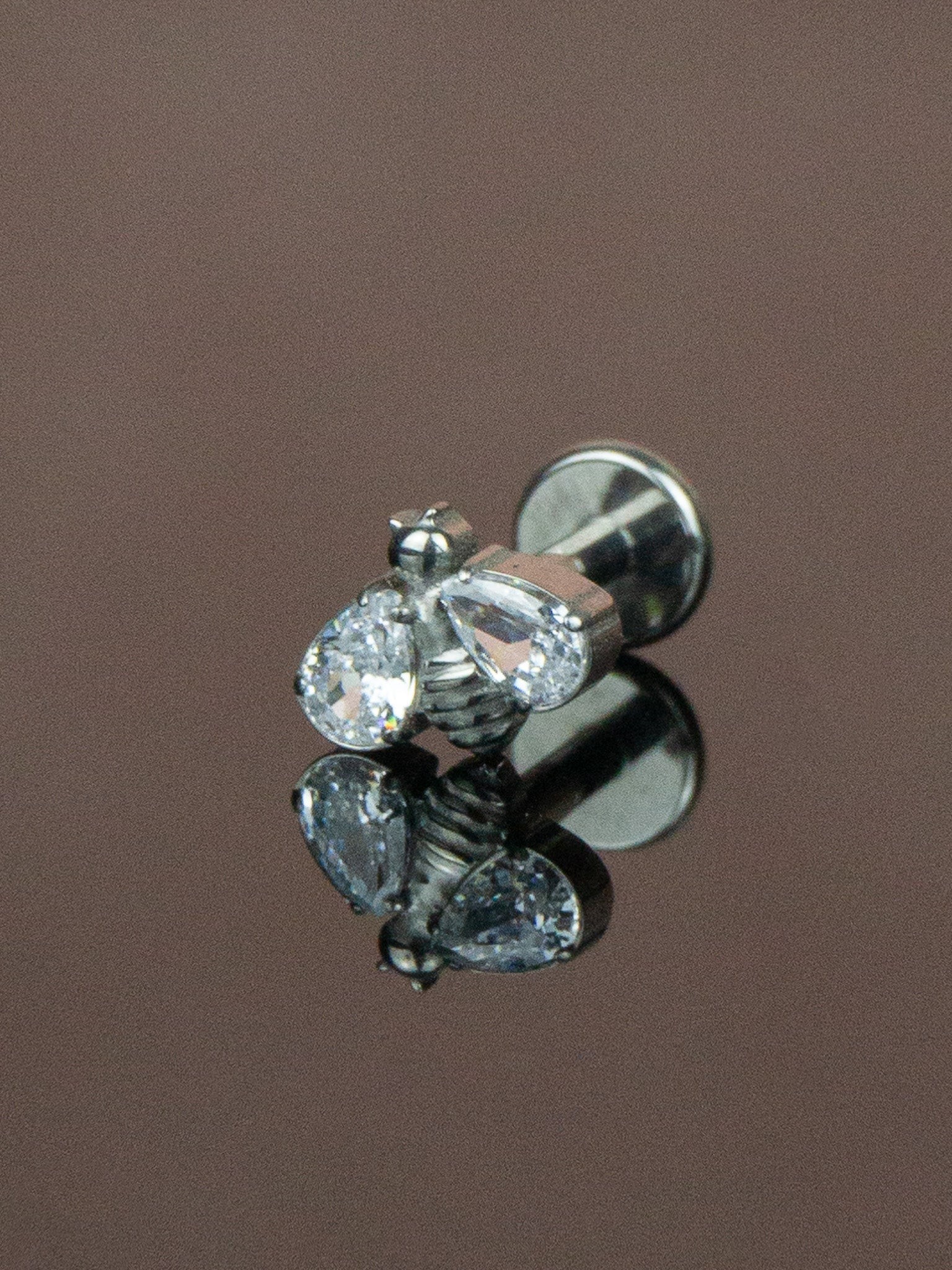 Titanyum Arı Düz Labret Tragus Piercing
