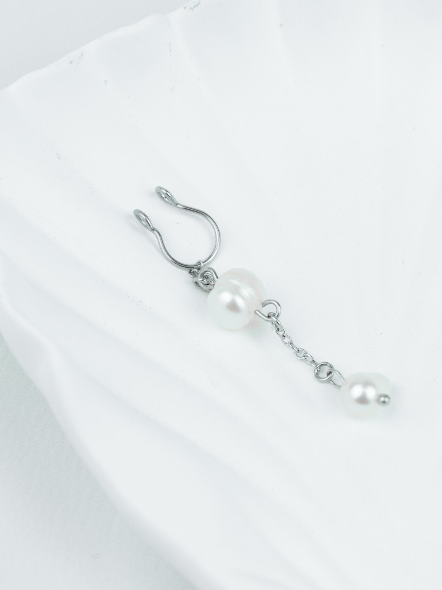 Gerçek İnci 2'li Tek Sıra Sallantı Sıkıştırma Klips Fake Piercing Adet