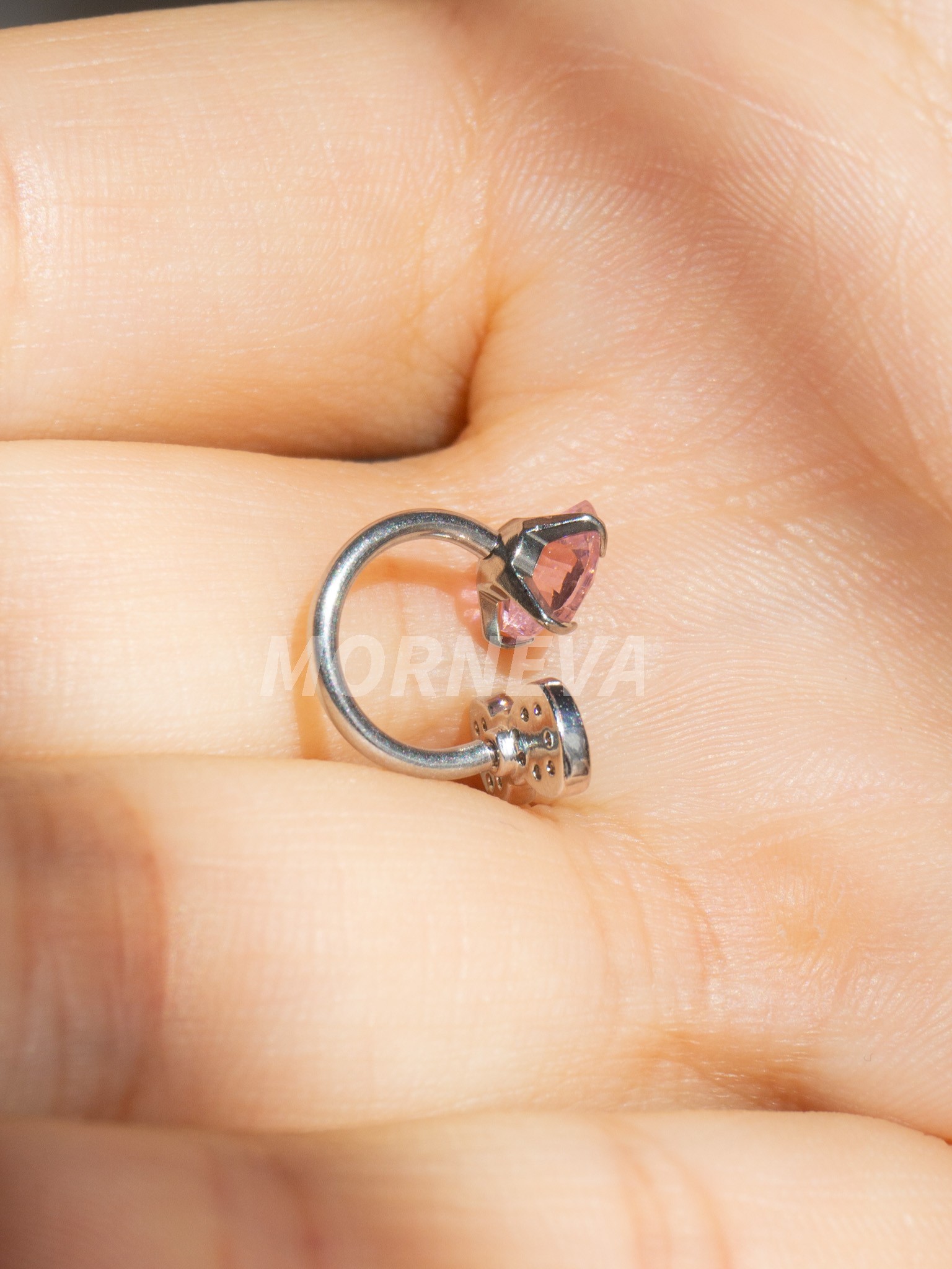 Hello Kitty Helix Piercingi