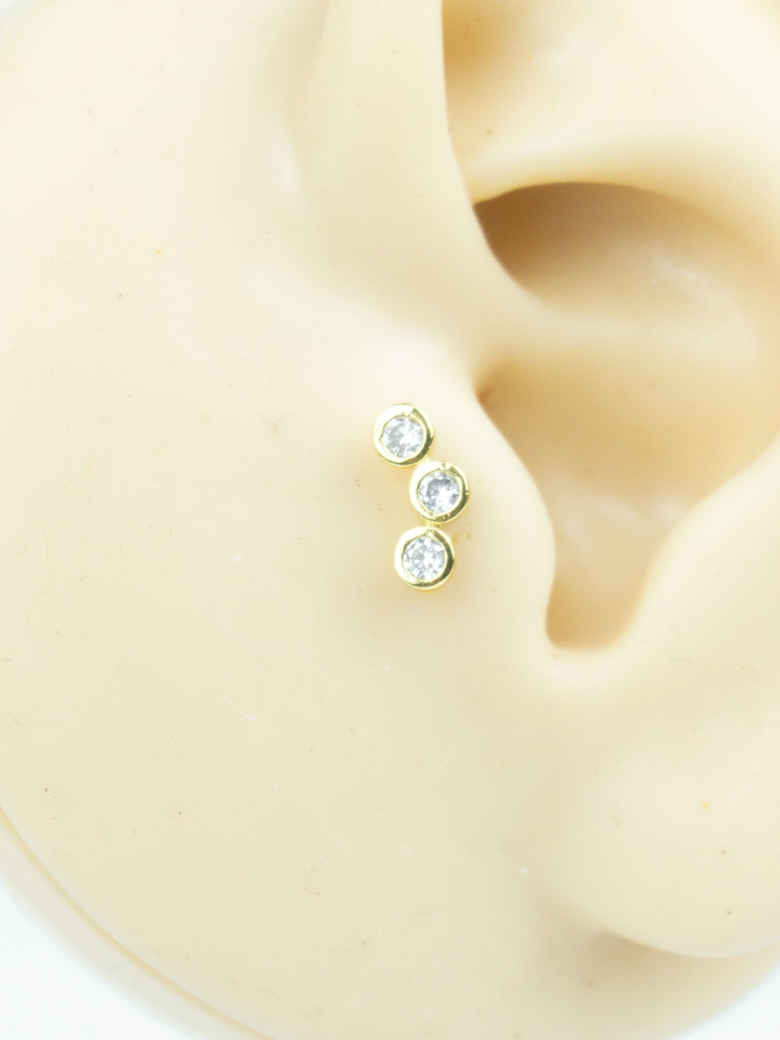 3lü Daire Taş Piercing Tragus