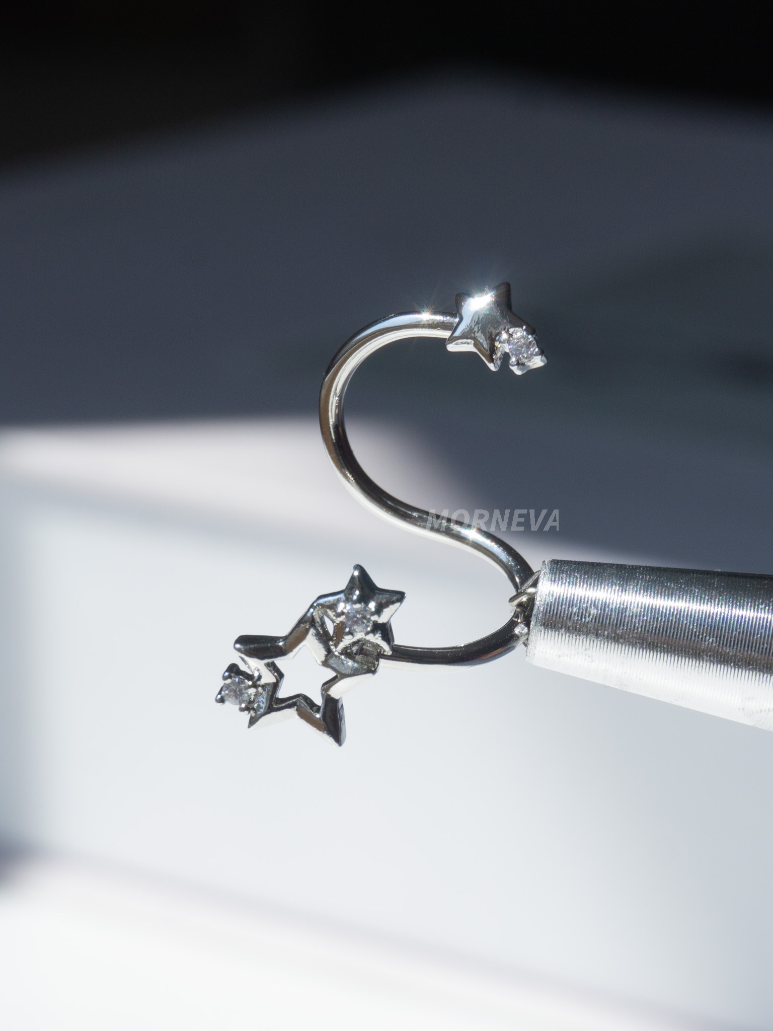 Yıldızlar Conch Piercing