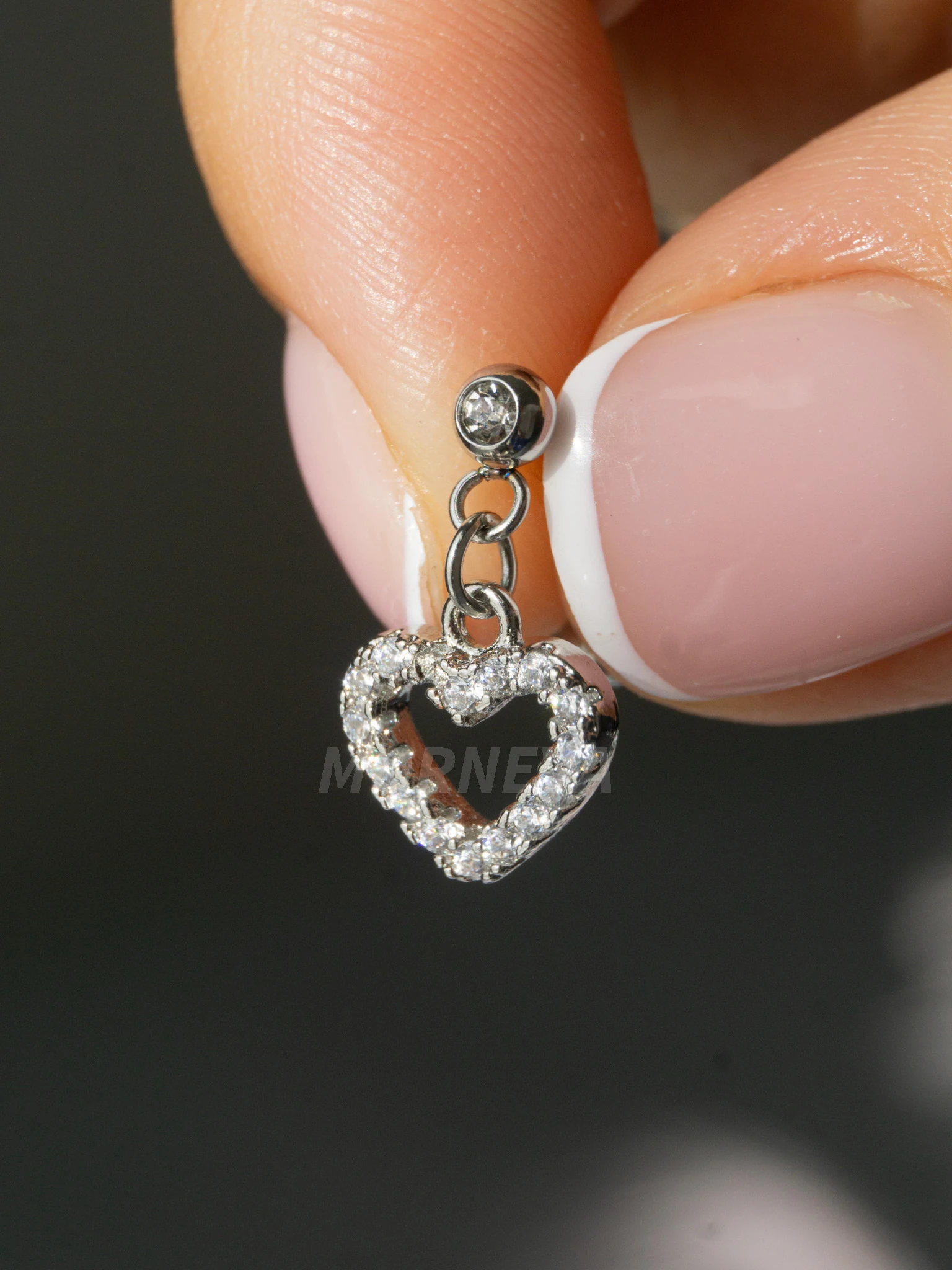 Sallantılı Çelik Rook Piercingi 8mm (1 Adet) - Kalp