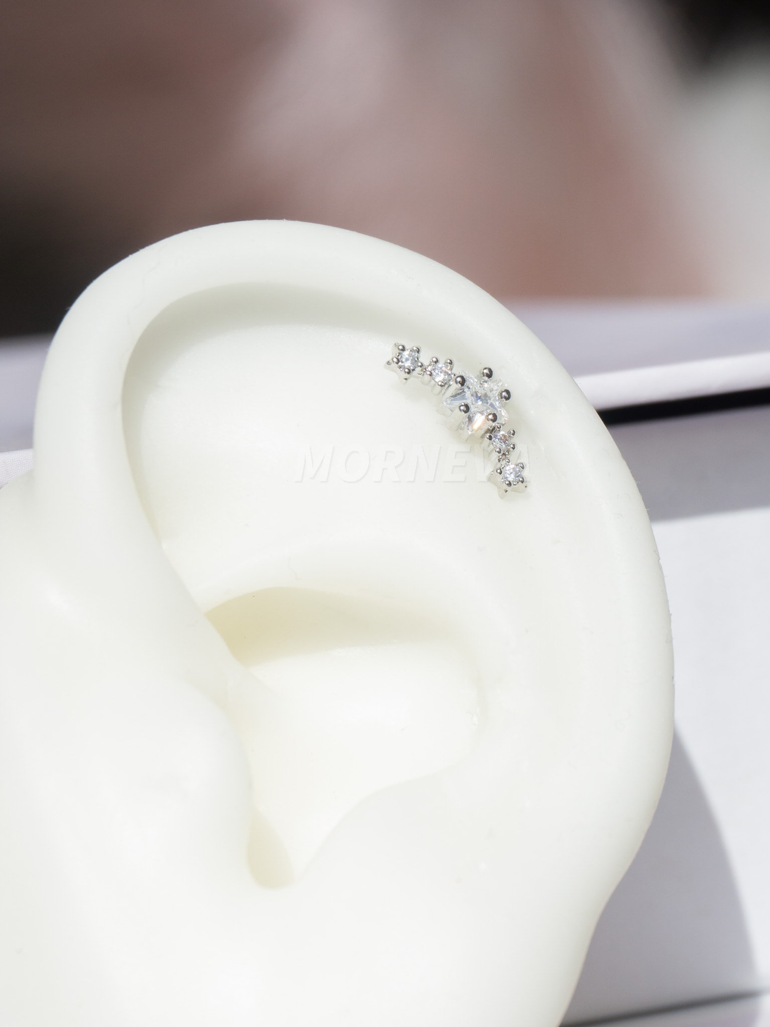Vidasız Çelik Barlı Yıldızlar Kıkırdak Kulak Helix Conch Tragus Piercingi (1 Adet)