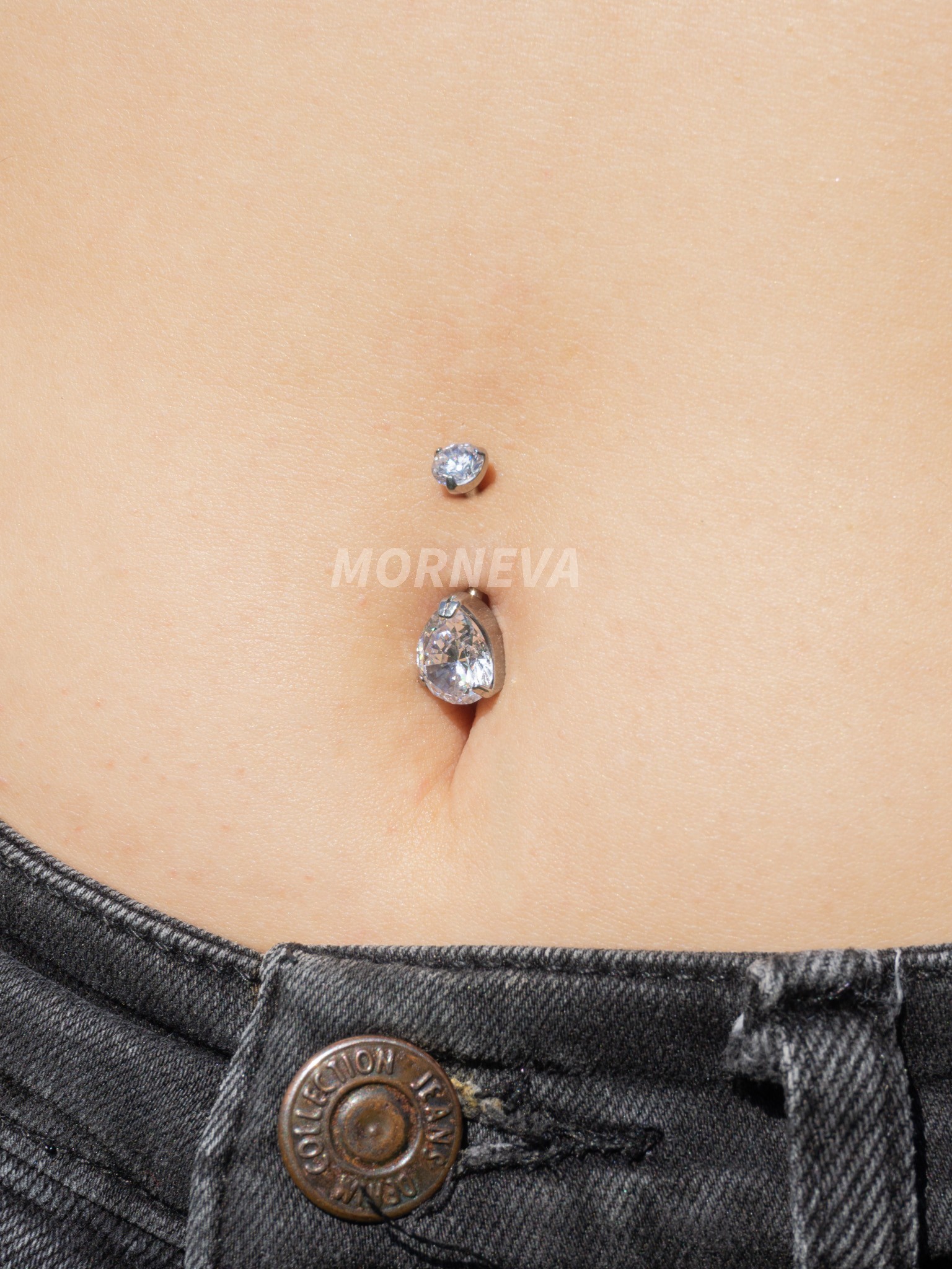 Titanyum Kristal Damla Taşlı Minimal Göbek Belly Piercingi - Beyaz