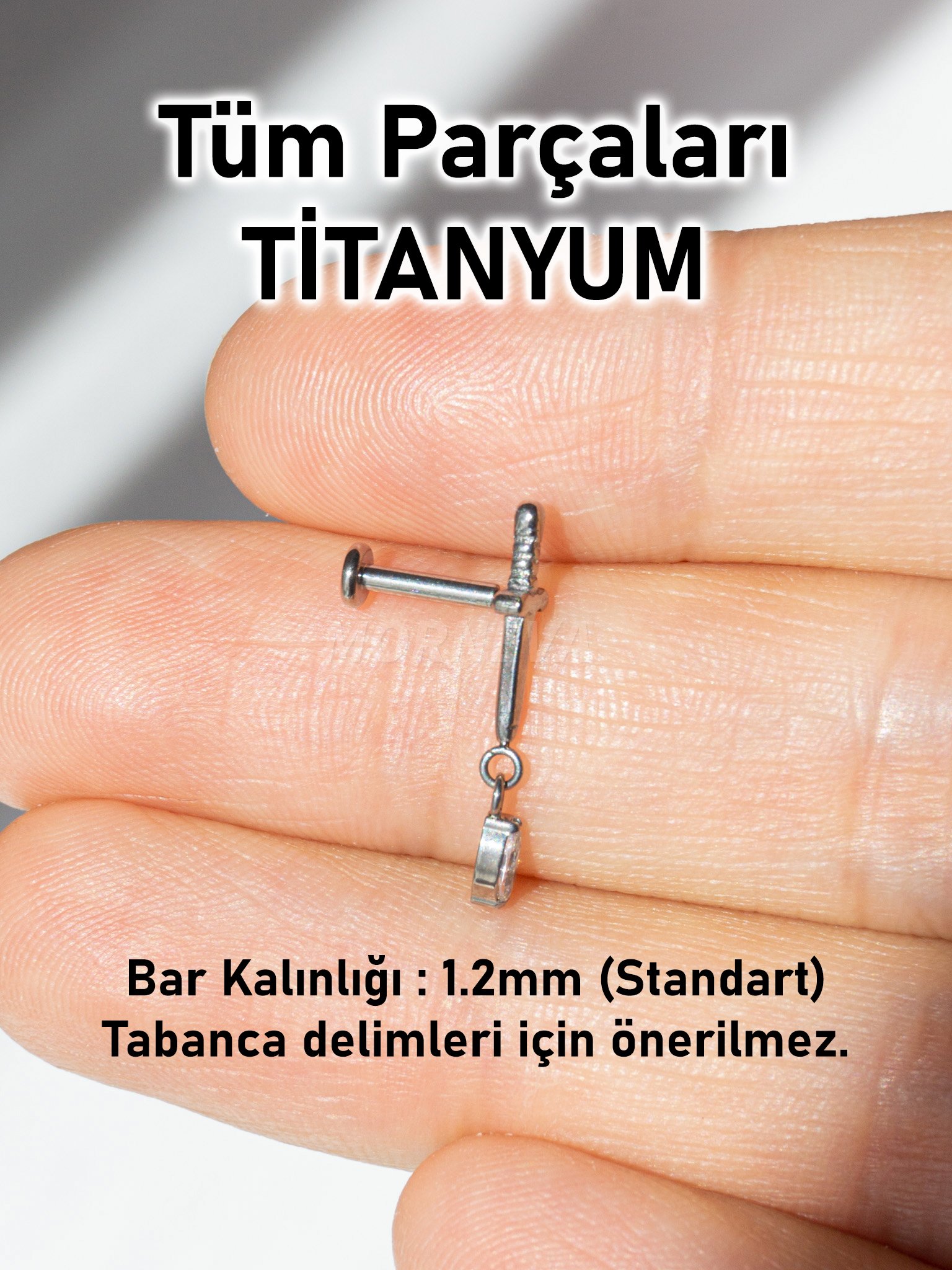 Titanyum Kristal Taş Sallantılı Kılıç Tragus Helix Kıkırdak Kulak Piercingi (1 Adet)