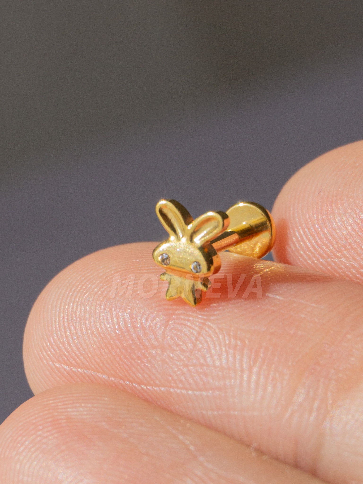 Titanyum Tavşan Kıkırdak Kulak Helix Conch Tragus Piercingi (1 Adet) - Altın