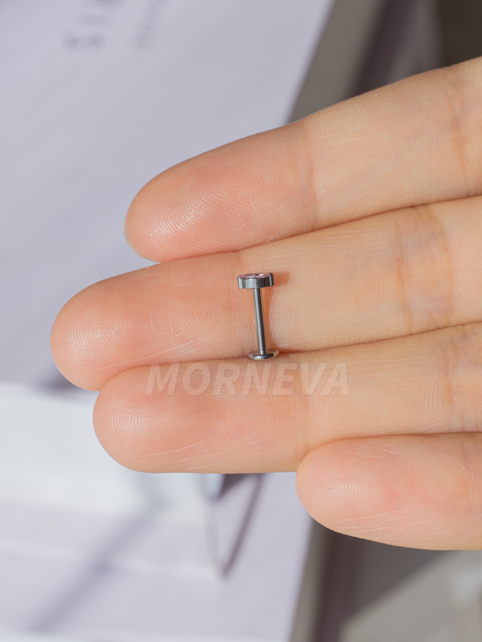Titanyum Minik Badem Taşlı Kulak Dudak Labret Helix Conch Tragus Piercingi (1 Adet)