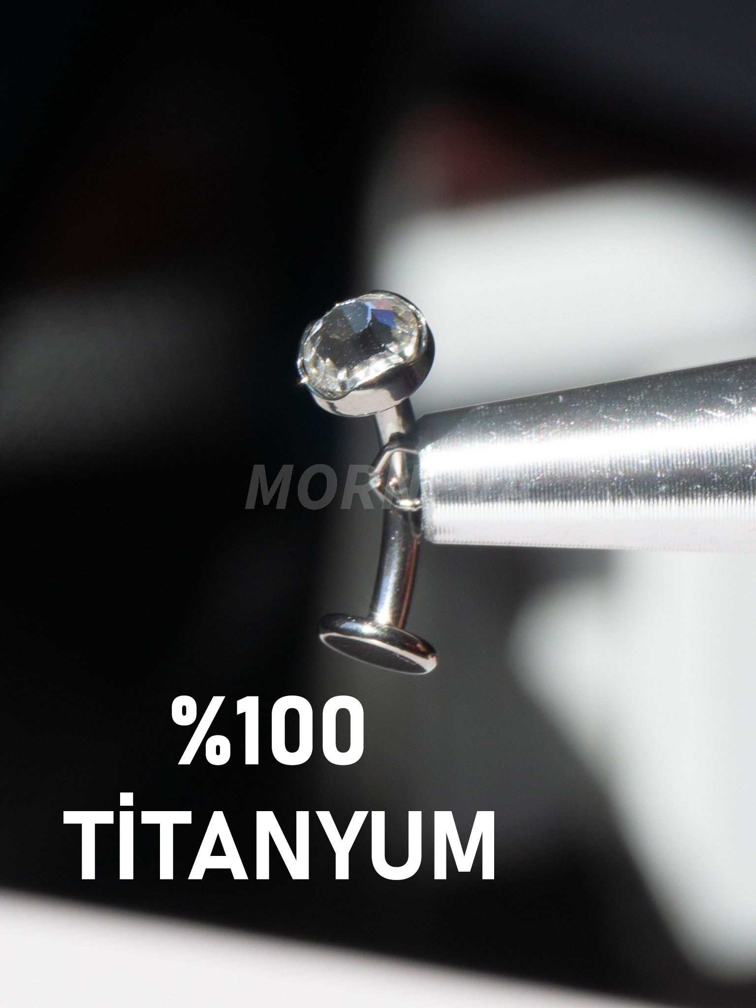 Titanyum Kristal Taş Uçan Göbek Ters Belly Piercingi 