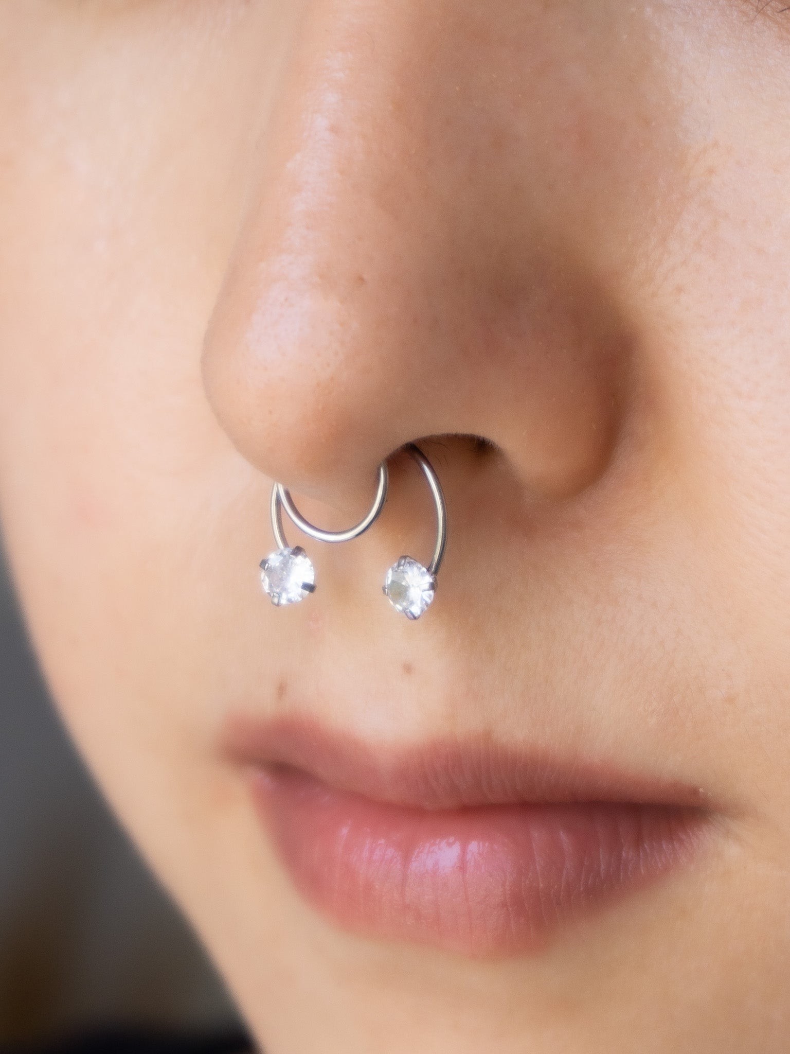 Sıkıştırma Çift Top Taşlı Çelik Septum Piercing