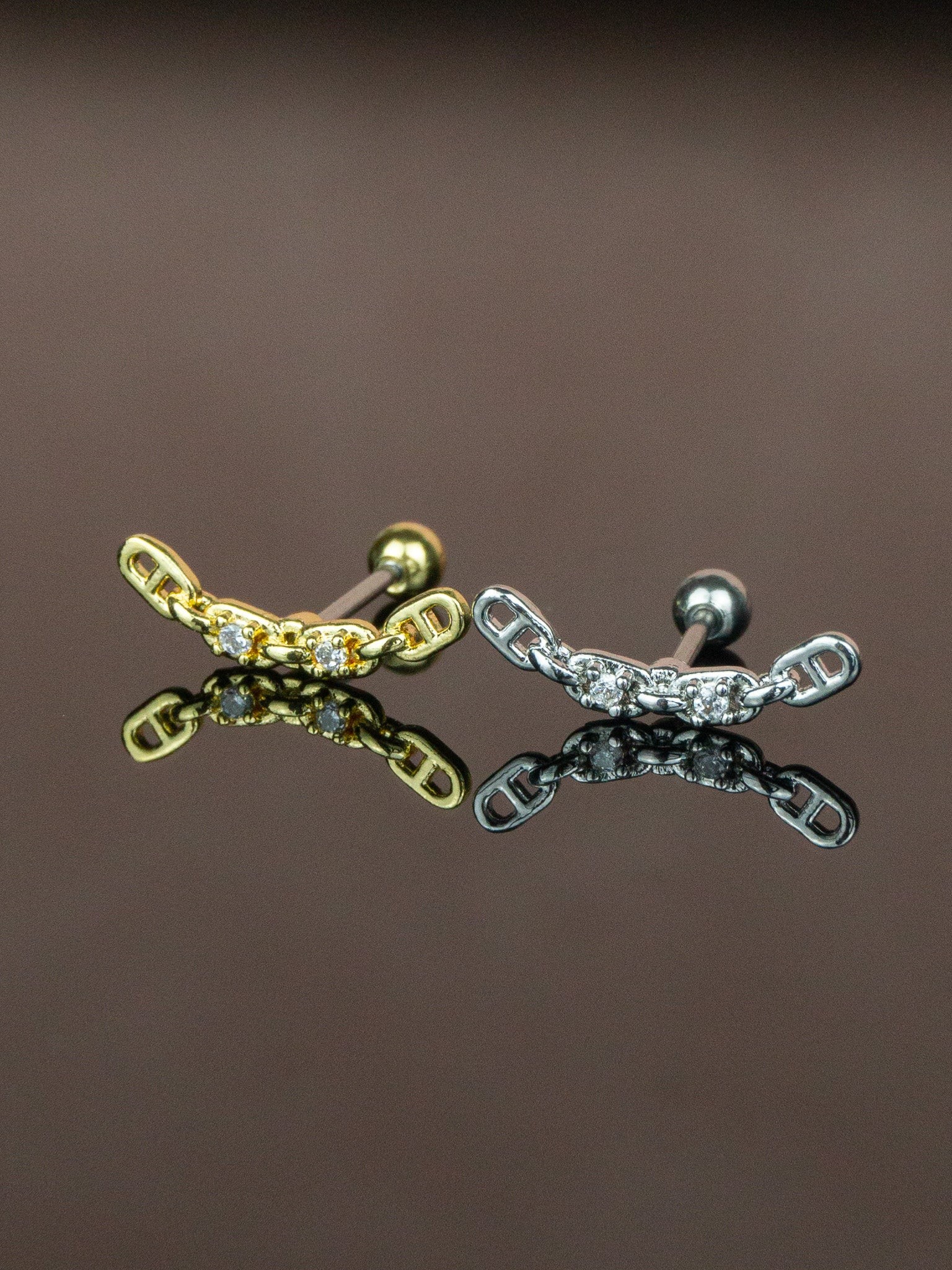 Zincir Şekilli Helix Piercing