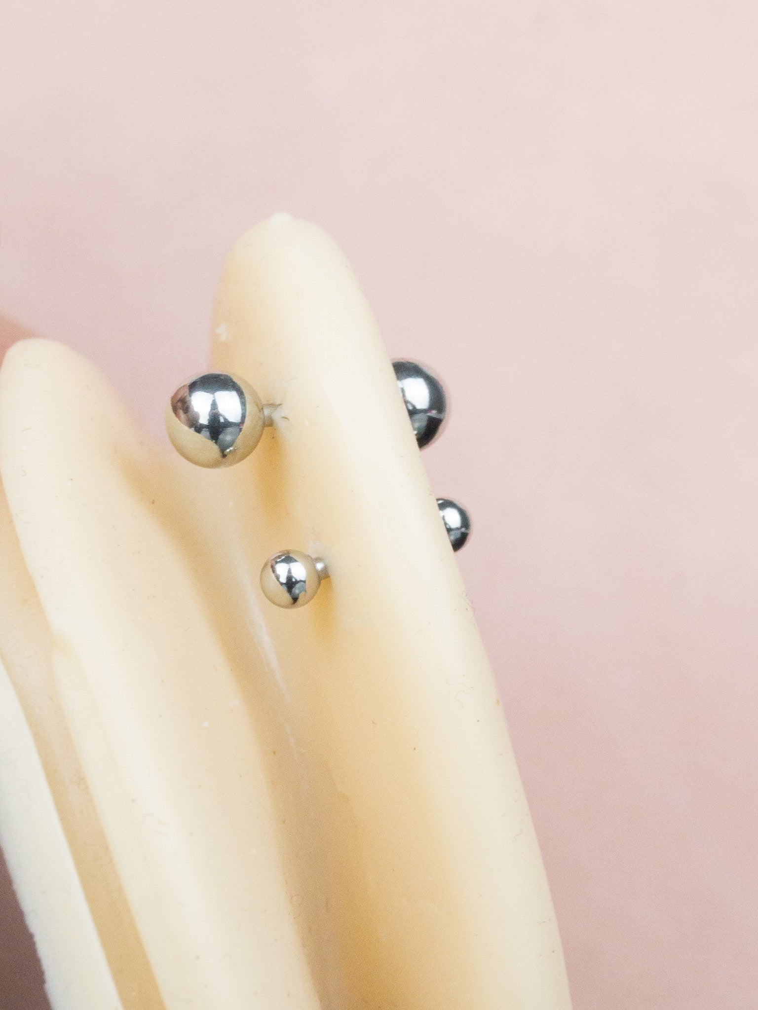 Çift Taraflı Basic Top Helix Piercing
