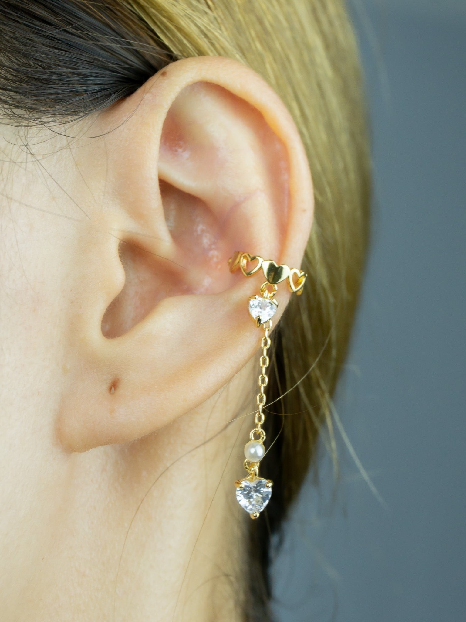 Deliksiz Sıkıştırma Kalp Sallantılı Kıkırdak Piercing 1 Adet