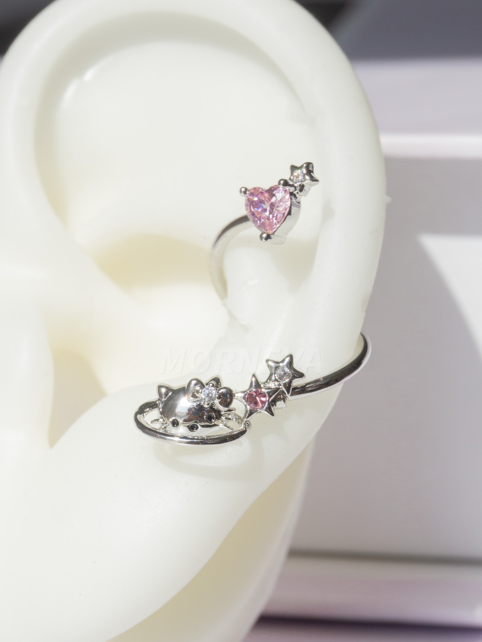 Hello Kitty Kedicik Conch Piercingi