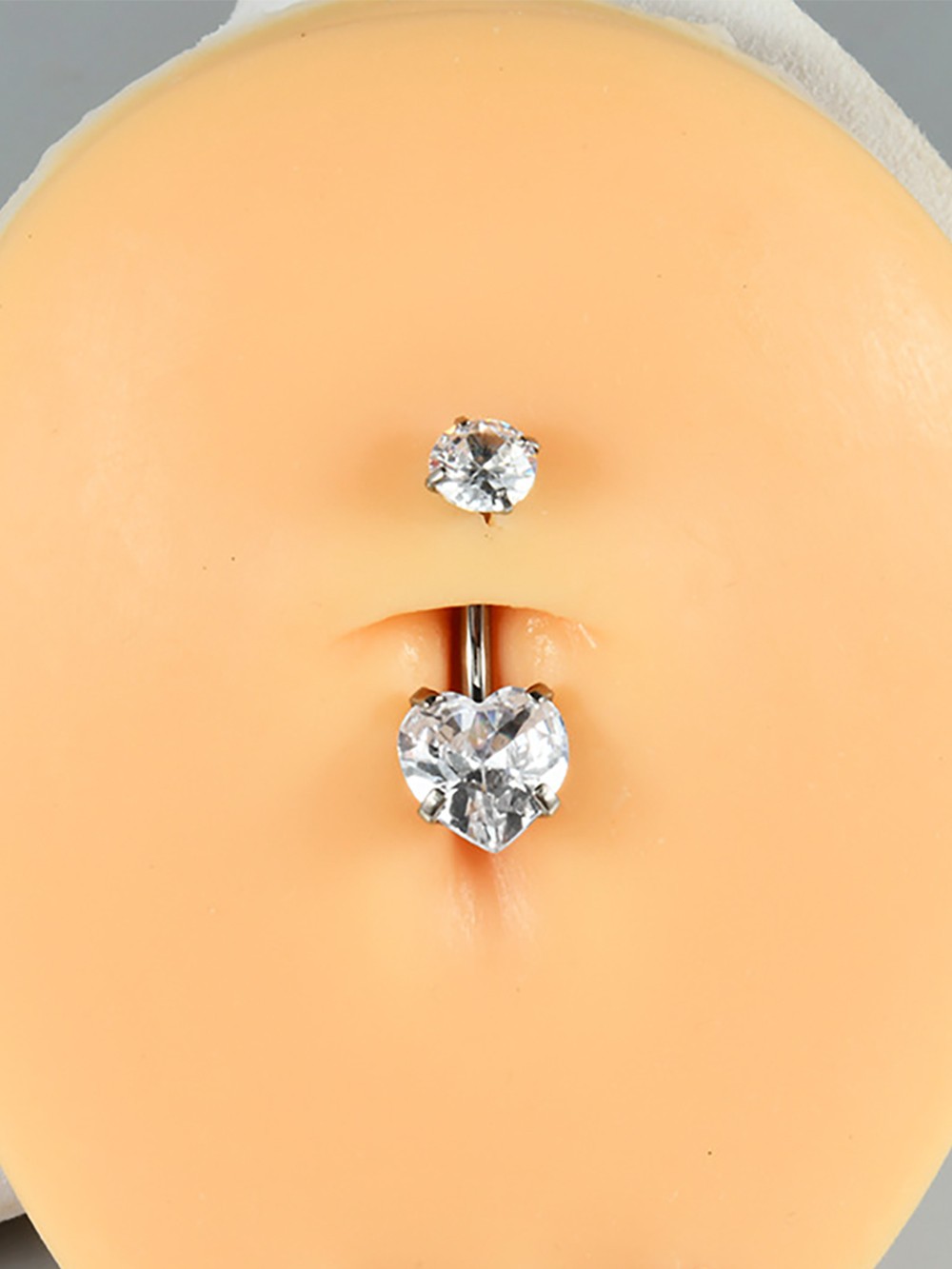 Titanyum Kristal Kalp Taşlı Minimal Göbek Belly Piercingi