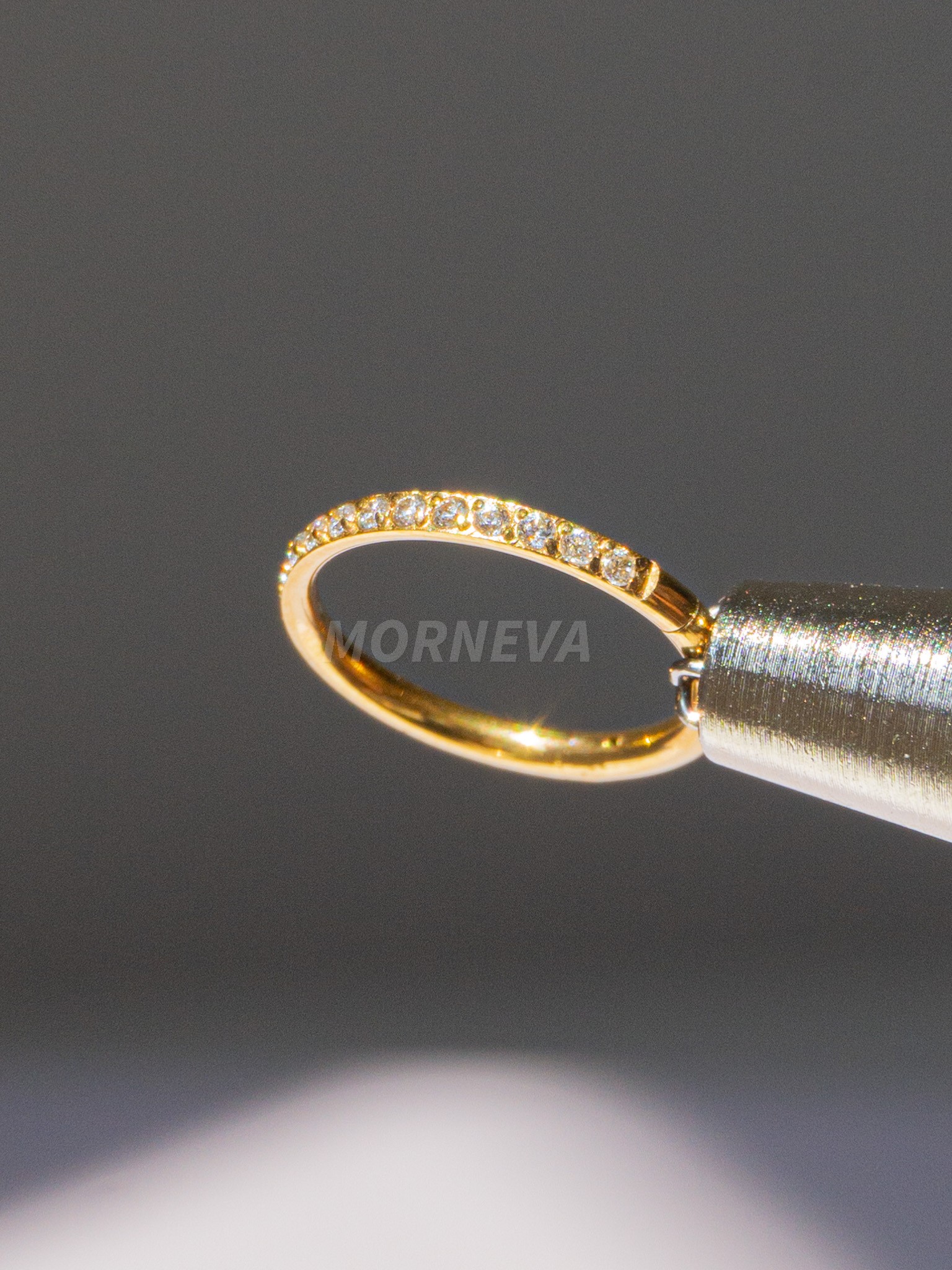 Cerrahi Çelik Tam Tur Taşlı Halka Helix Conch Piercingi (1 Adet)