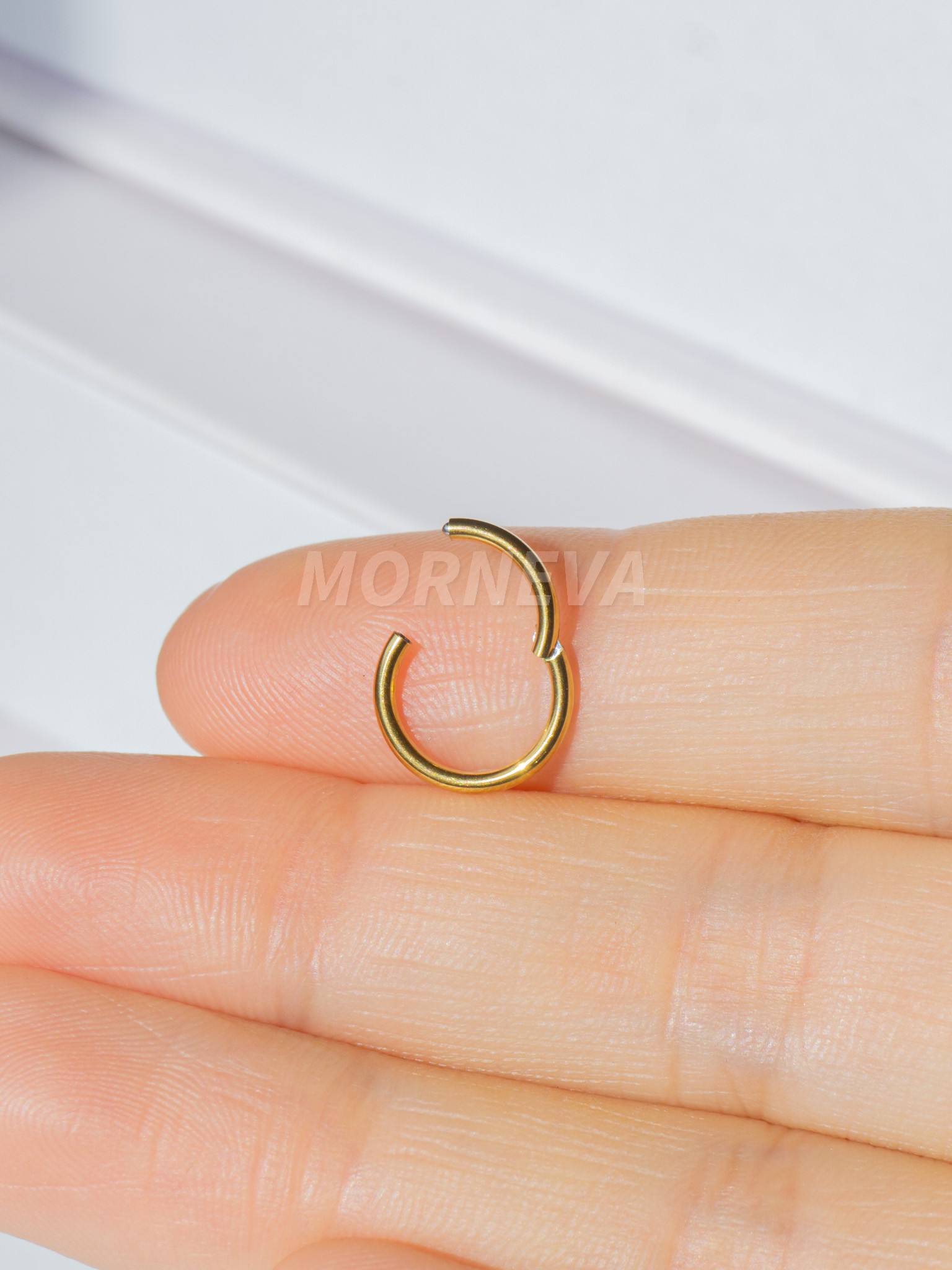 Cerrahi Çelik Klipsli Tam Halka Septum Daith Helix Tragus Smiley Conch Piercingi (1 Adet) - Altın