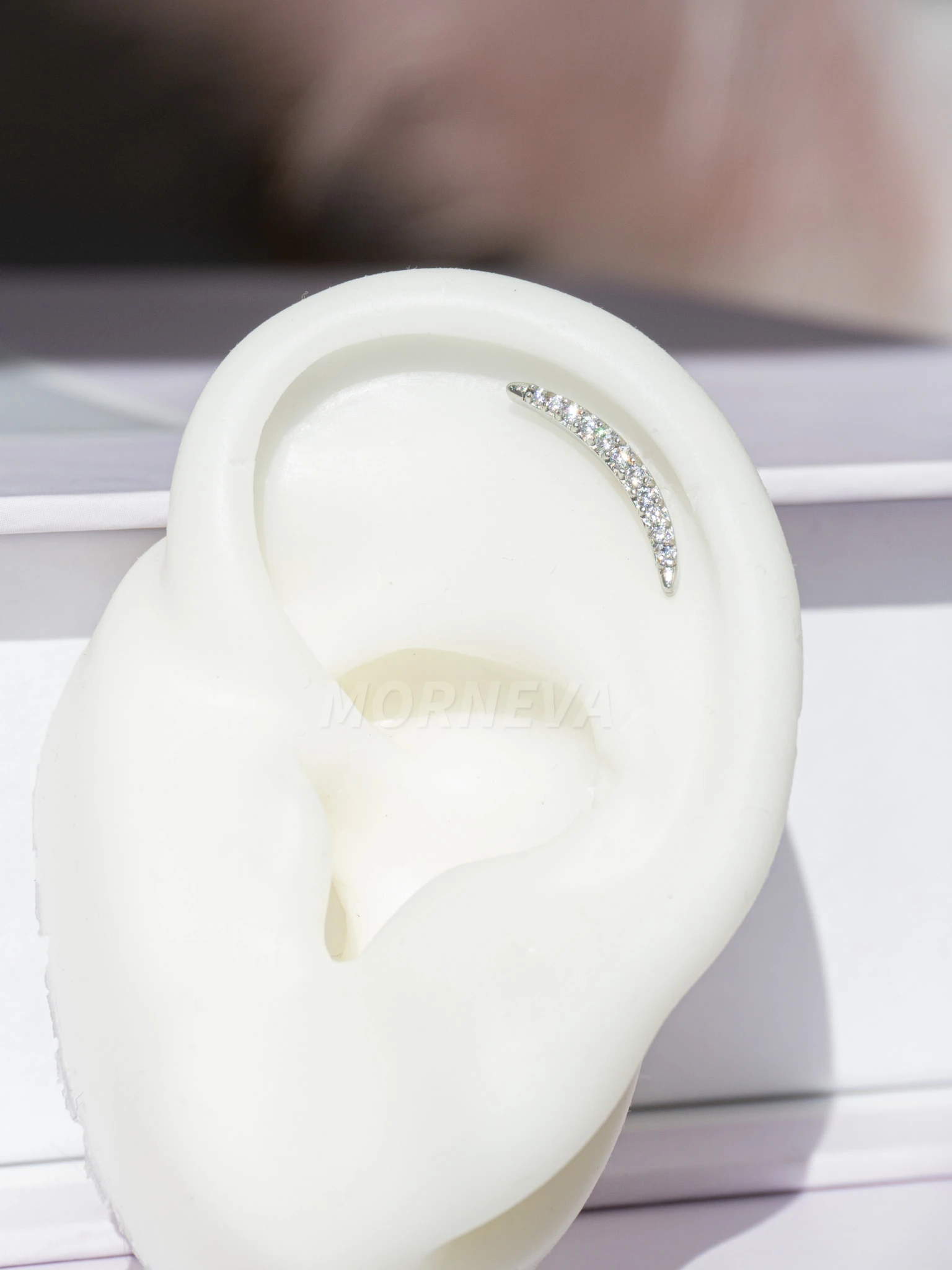 Çelik Uzun Yarım Ay Conch Helix Piercingi (1 Adet) - Gümüş