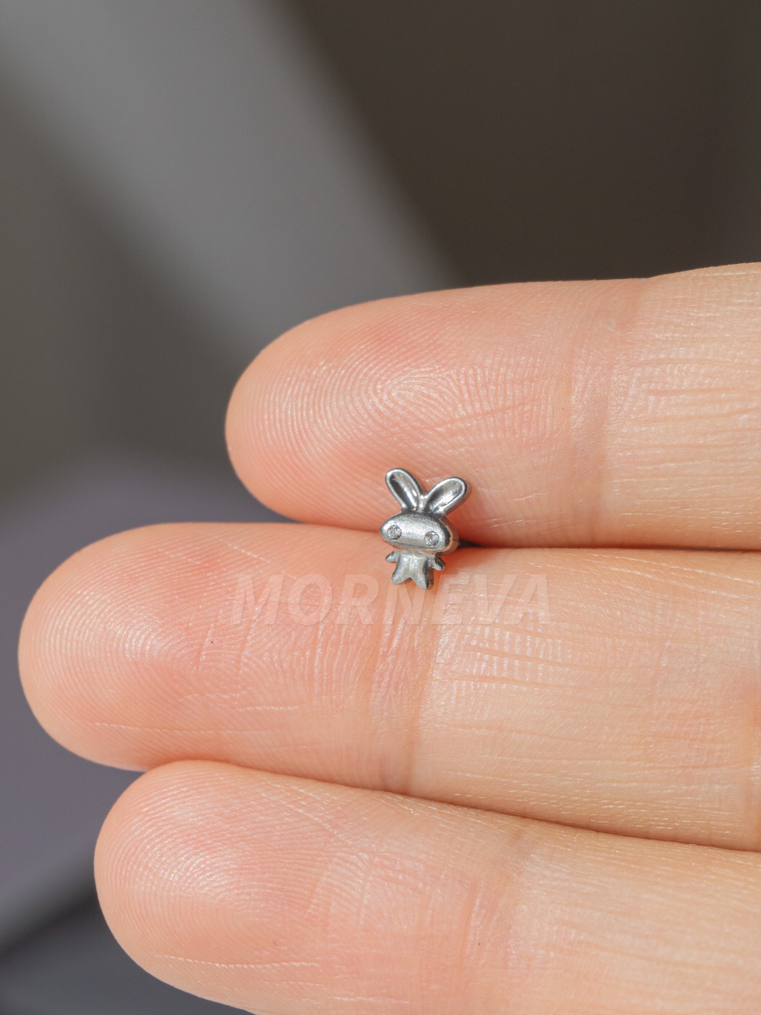 Titanyum Tavşan Kıkırdak Kulak Helix Conch Tragus Piercingi (1 Adet) - Gümüş