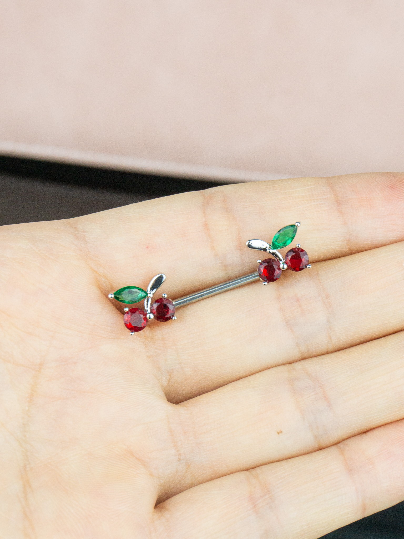 Vişneler Meme Ucu Nipple Piercingi 1.6mm Bar 1 Adet