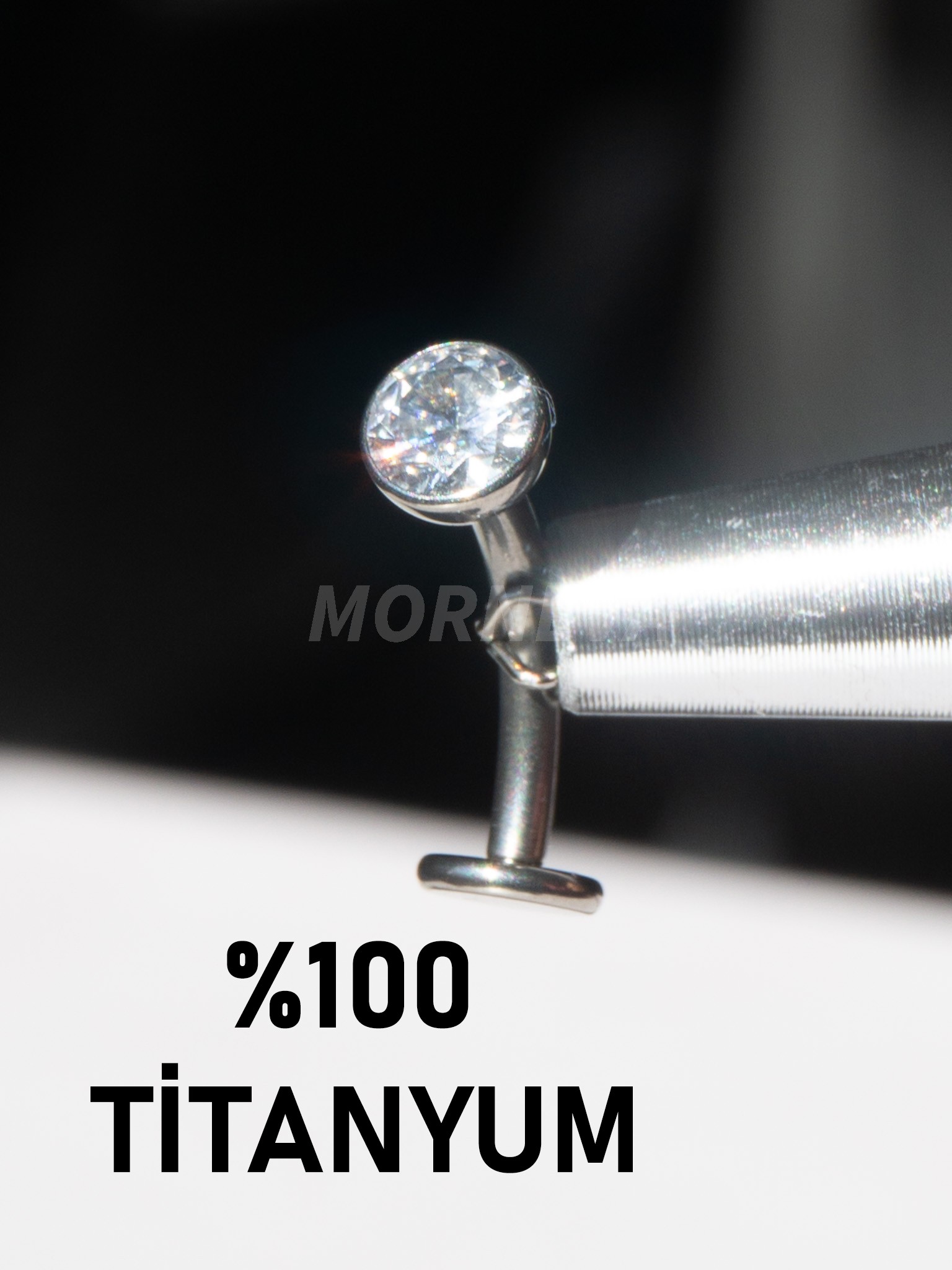Titanyum Oval Taş Uçan Göbek Belly Piercingi 