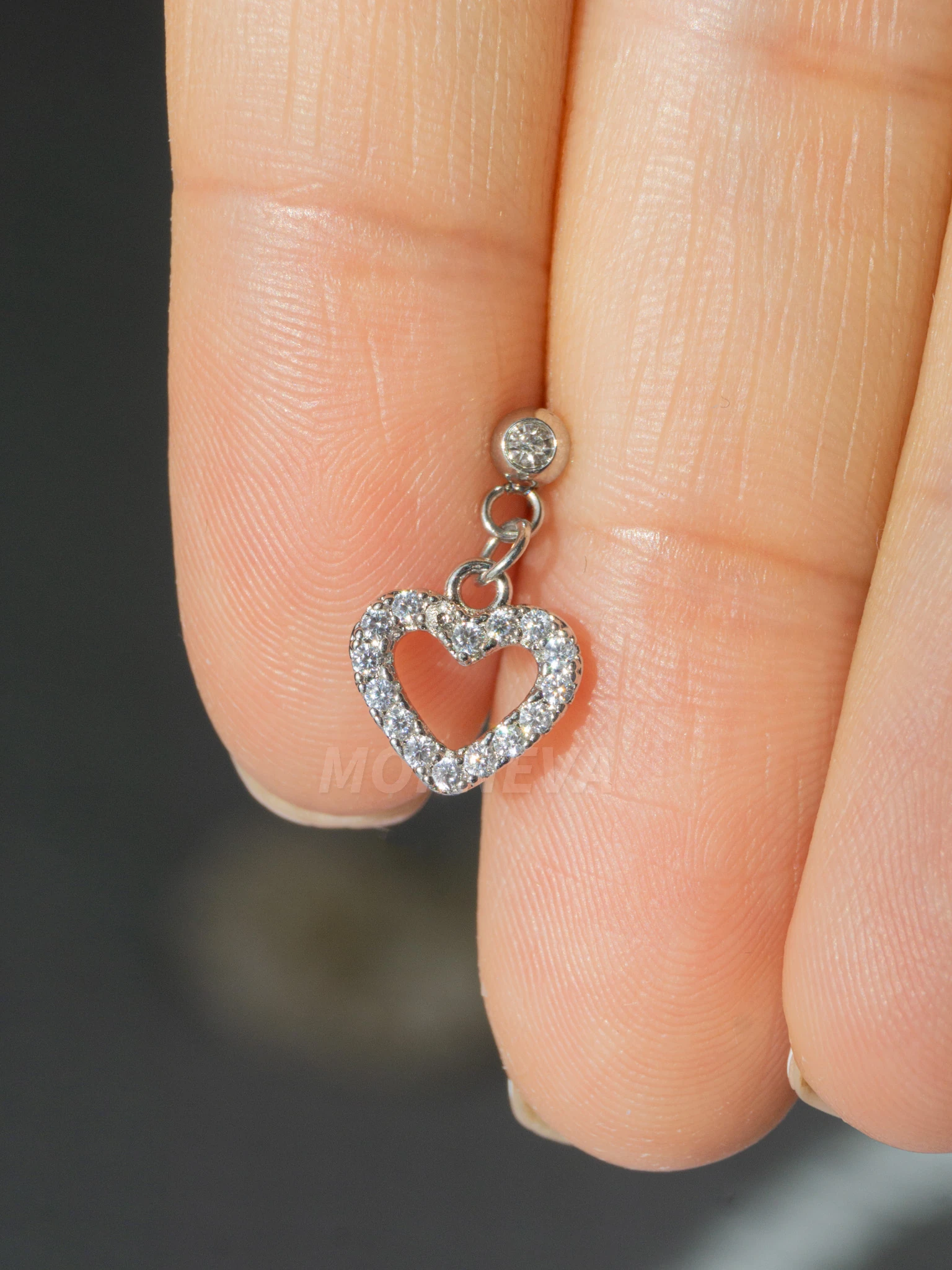 Sallantılı Çelik Rook Piercingi 8mm (1 Adet) - Kalp