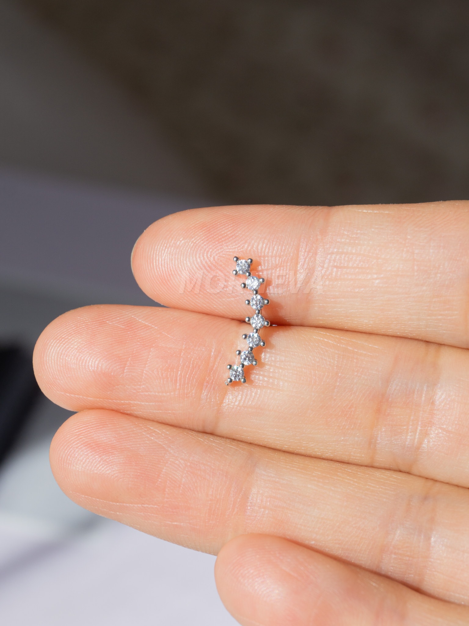 Vidasız Çelik Barlı Daire Taşlar Kıkırdak Kulak Helix Conch Tragus Piercingi (1 Adet)