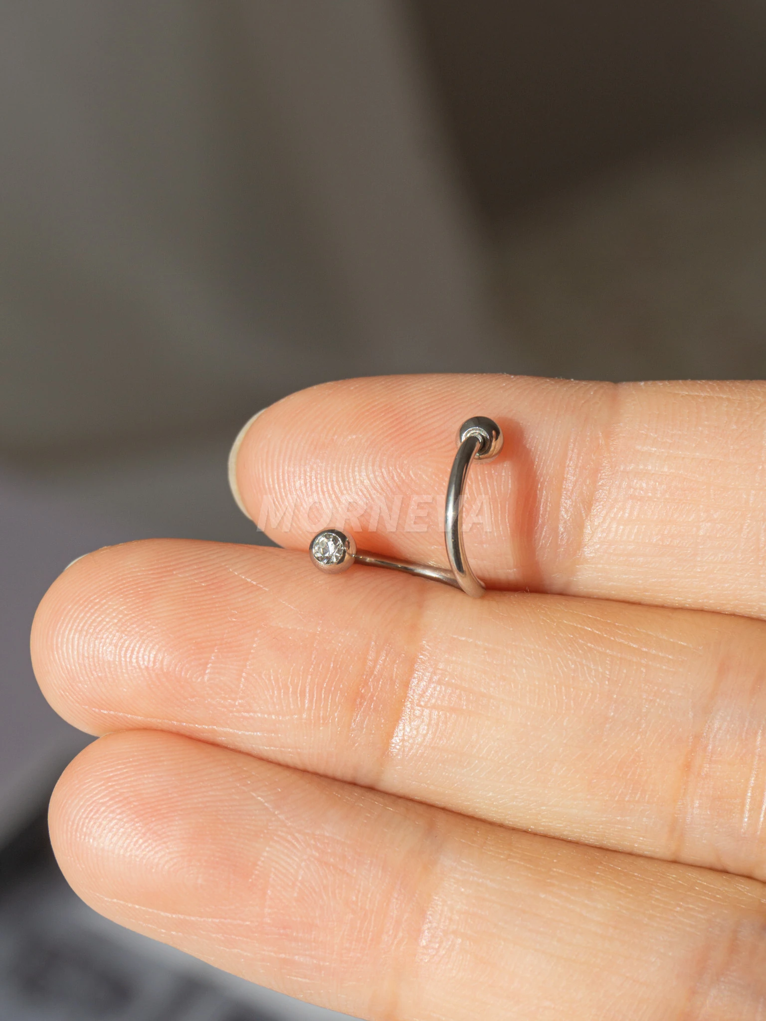 Cerrahi Çelik Taşlı Spiral Kulak Helix Conch Tragus Piercingi (1 Adet)