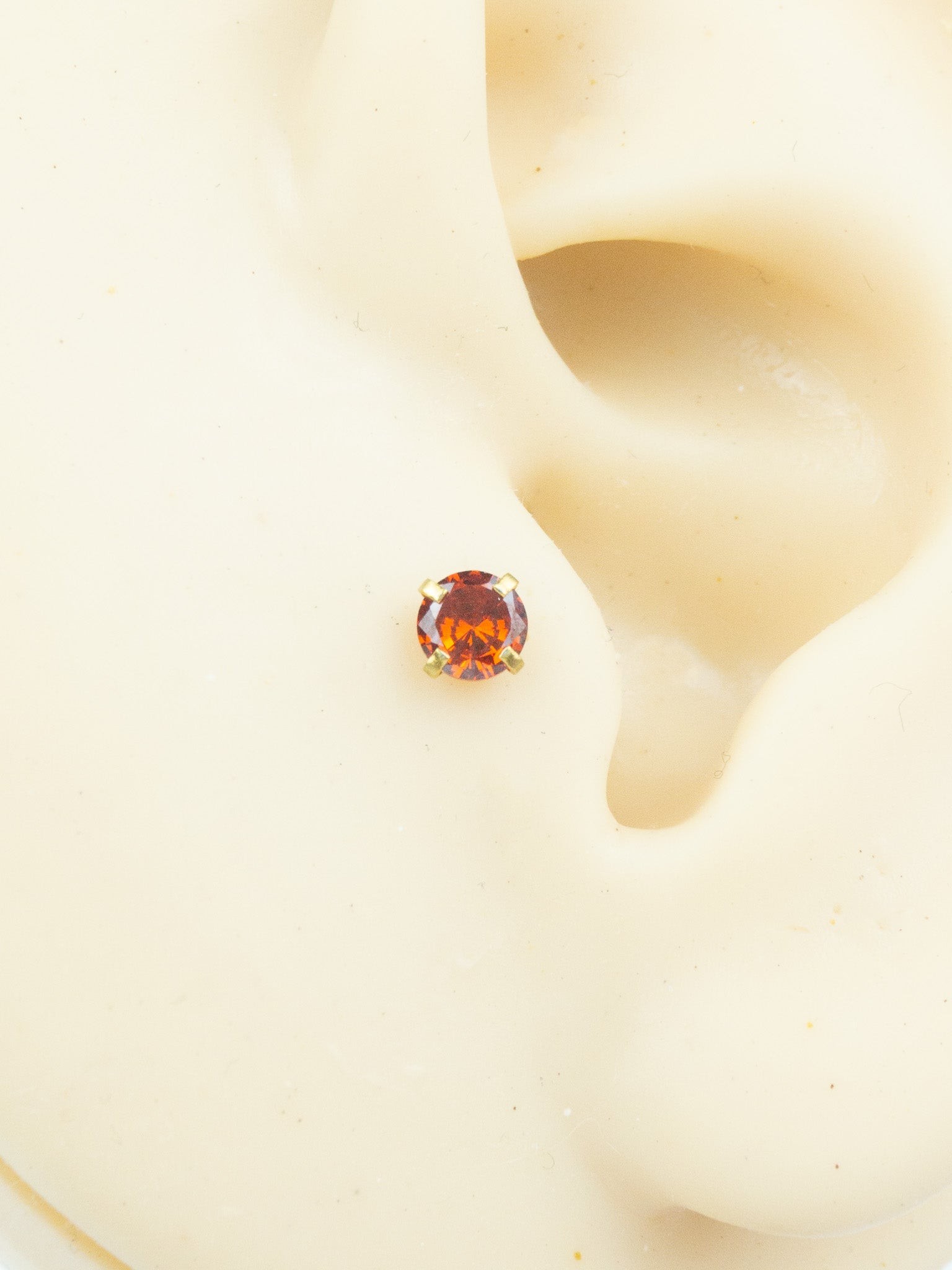 4mm Yuvarlak Kırmızı Taş Piercing Tragus Helix