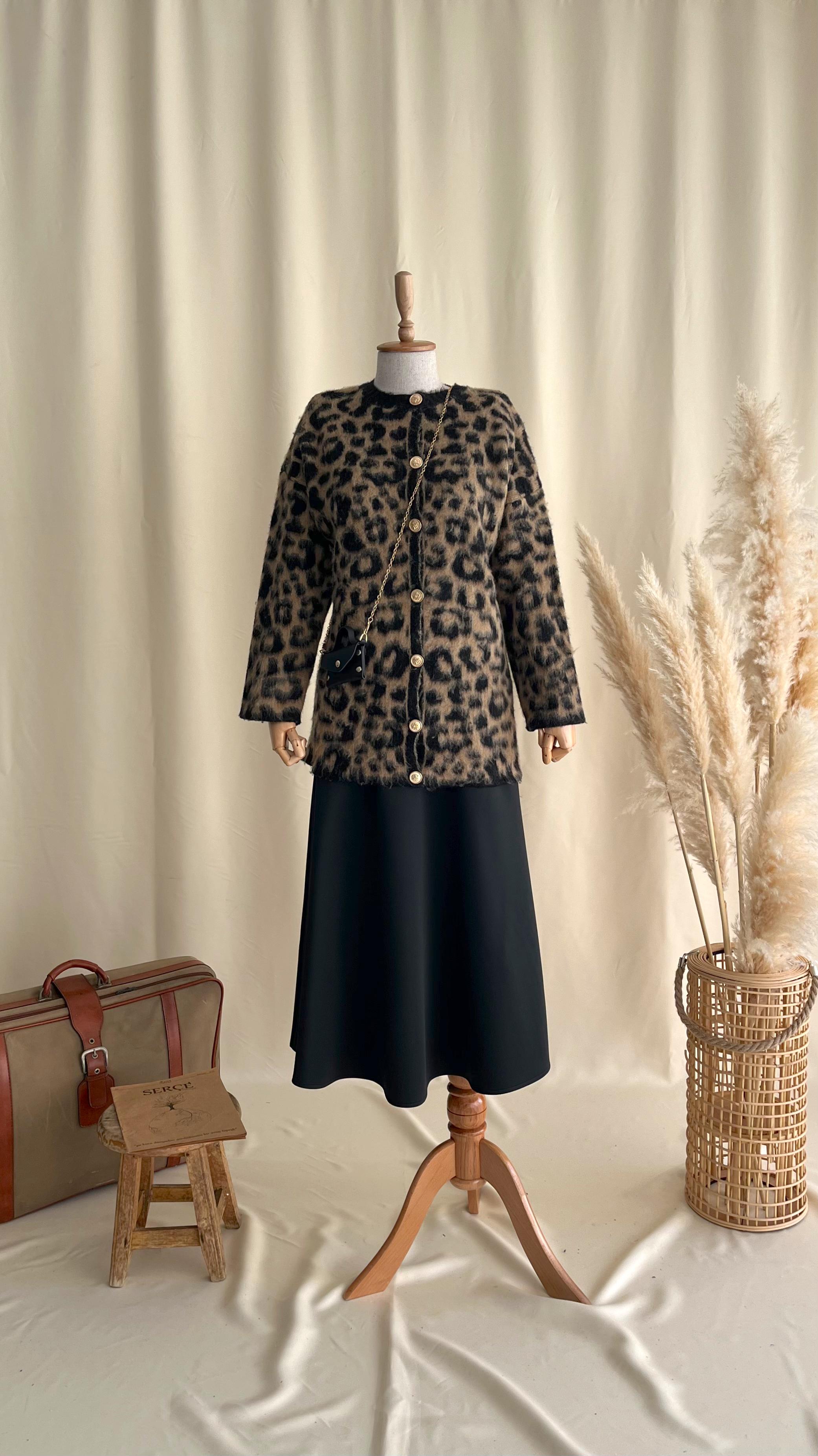 LEOPAR DESENLİ PREMİUM HIRKA 