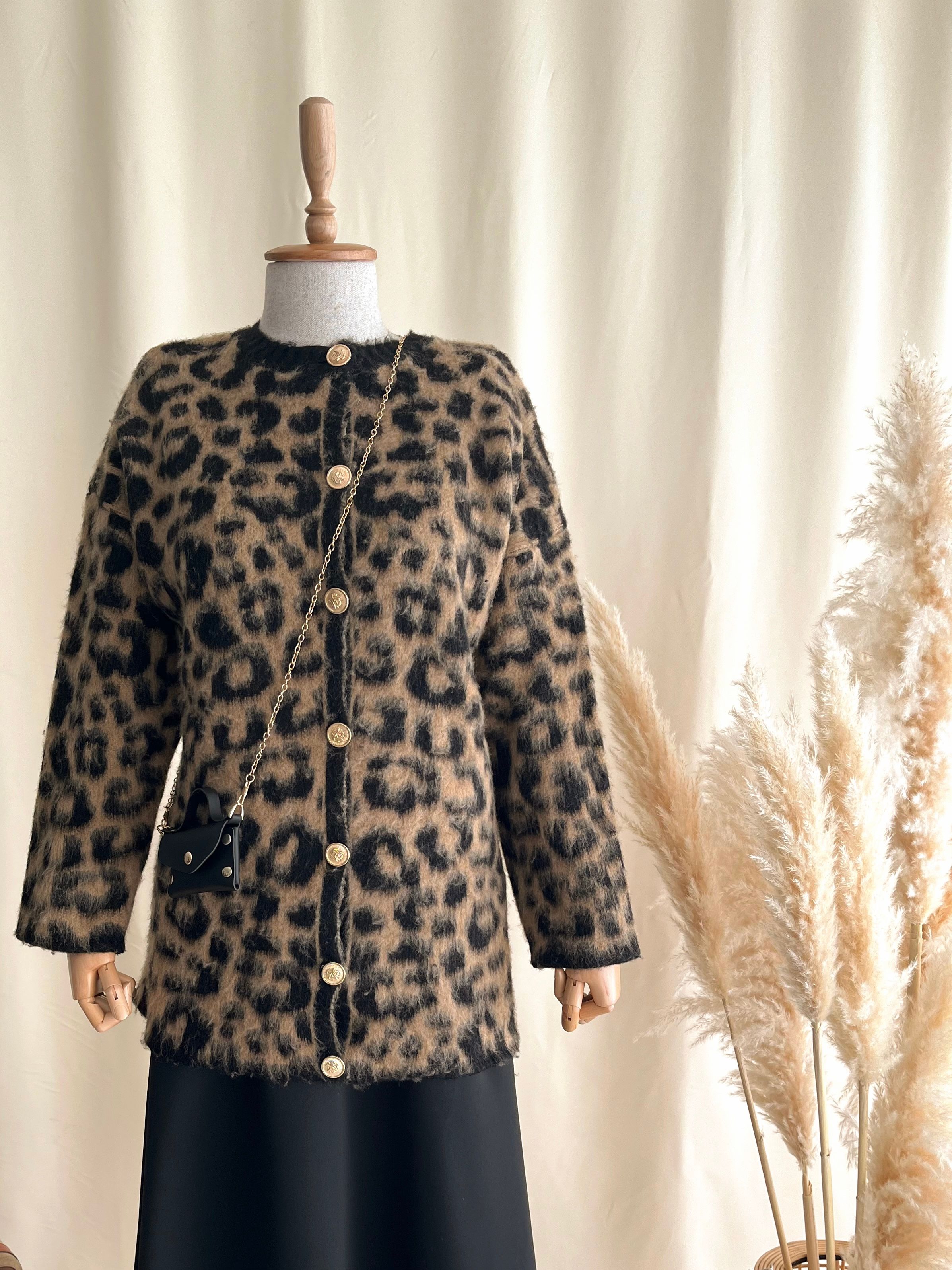 LEOPAR DESENLİ PREMİUM HIRKA 