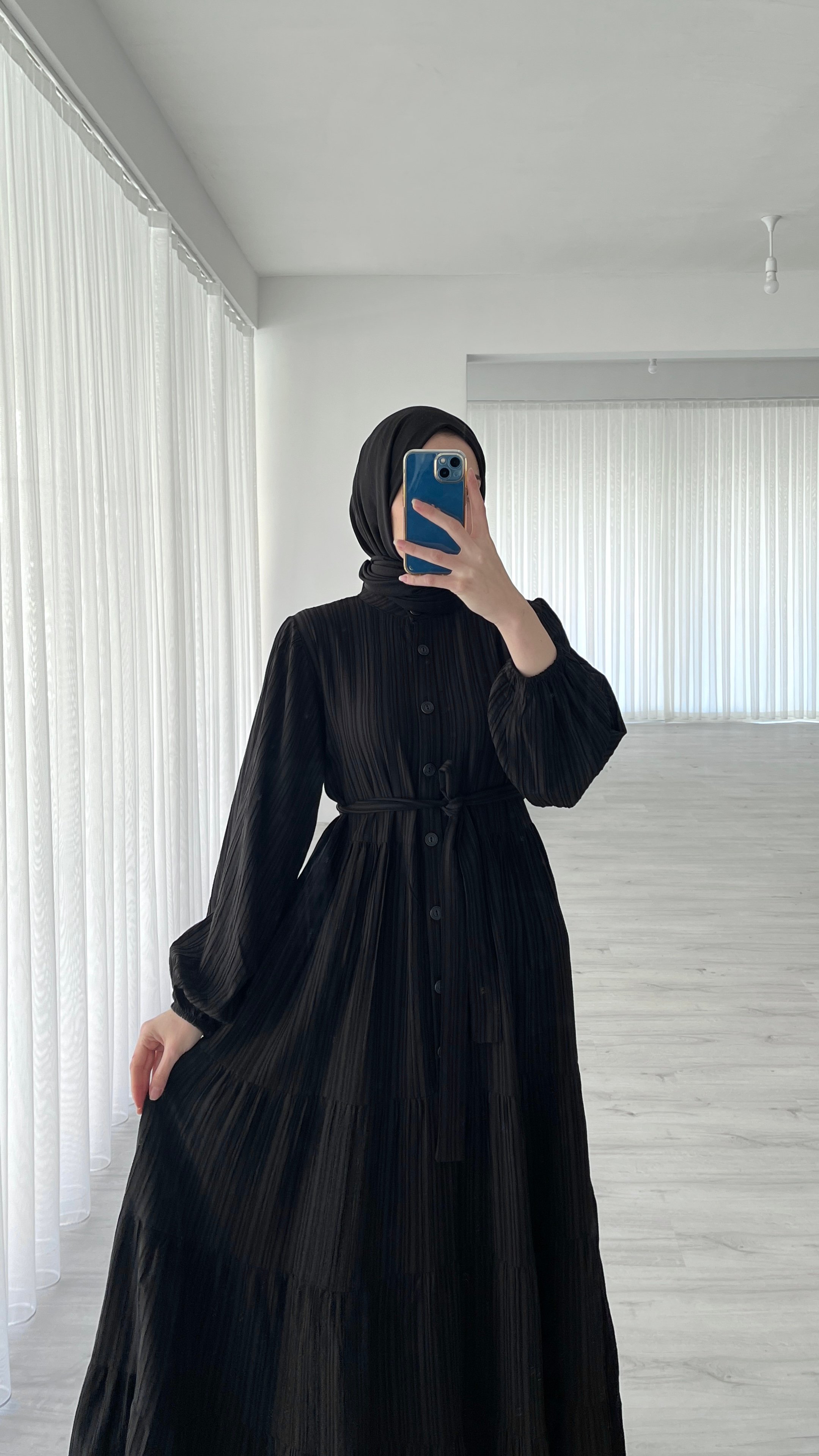 PERA KUŞAKLI PİLE ELBİSE