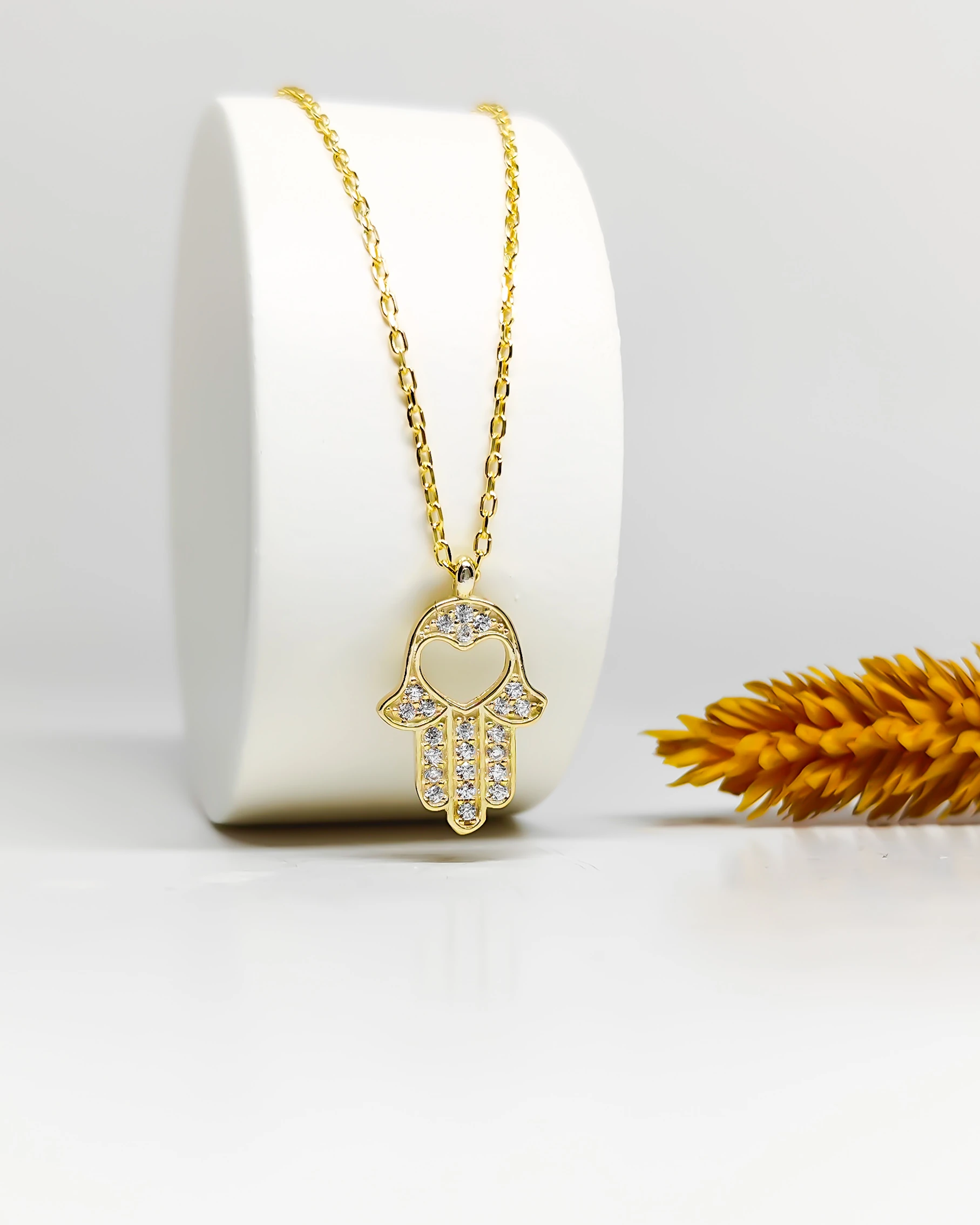 Gümüş Fatma Ana Eli Kolye