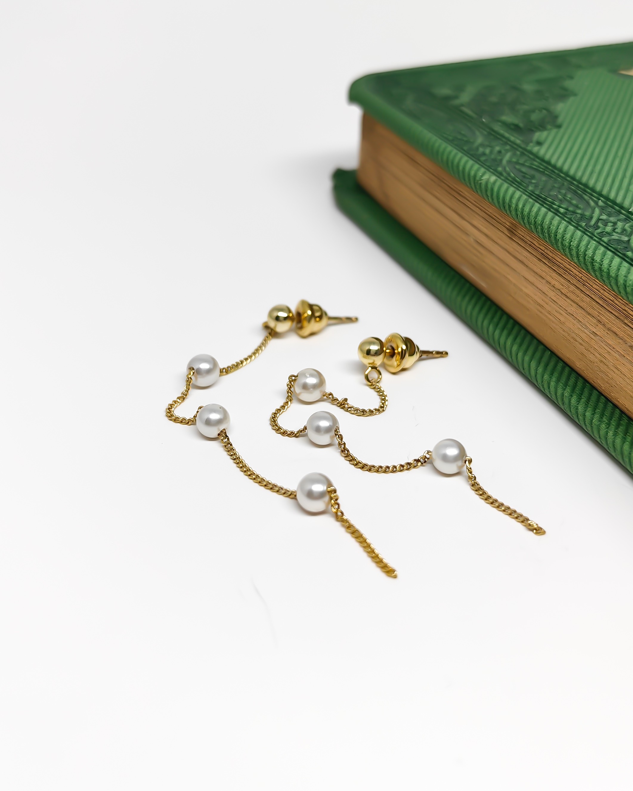 Silver Pearl Earrings