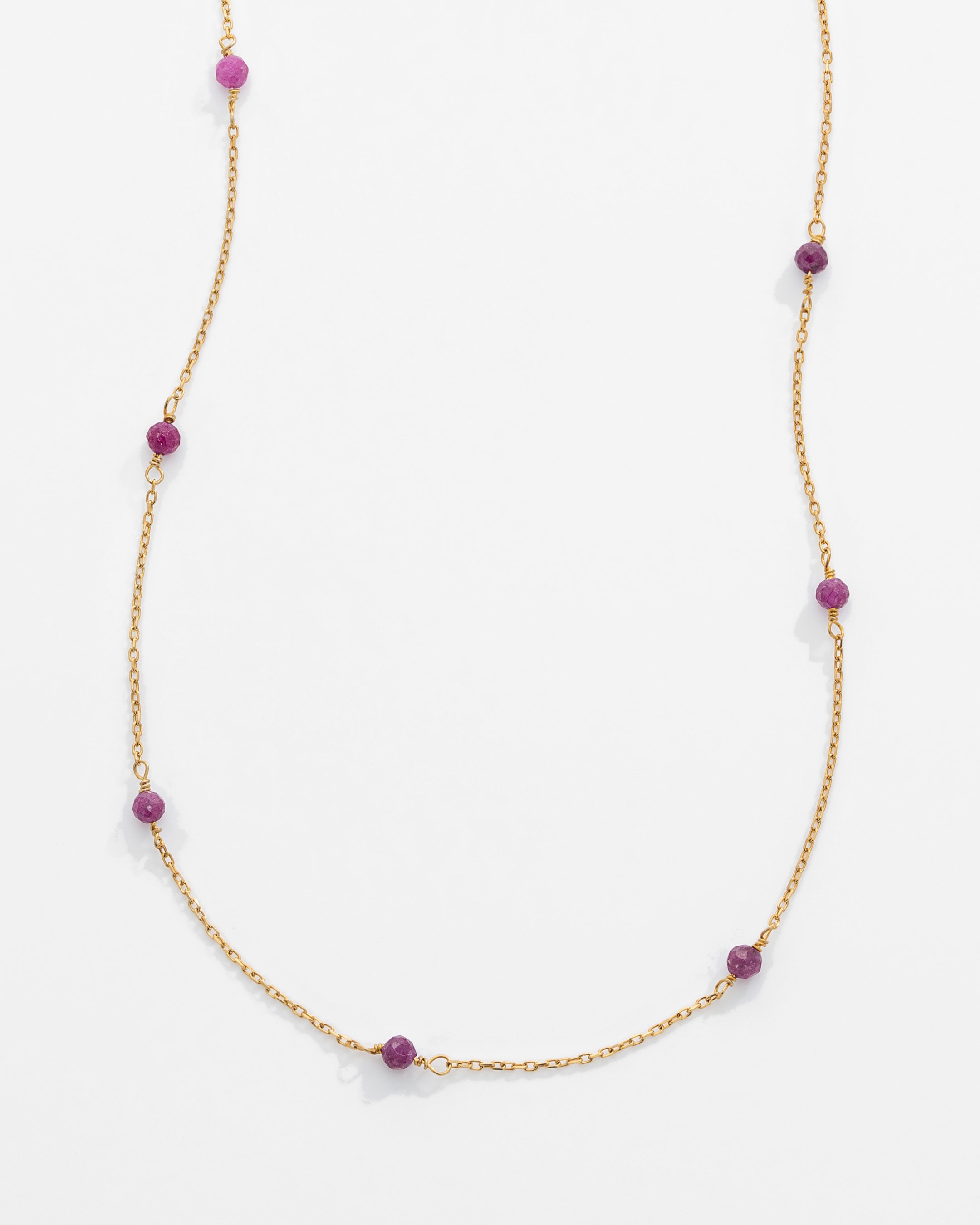 2.85 Carat Natural Ruby Silver Necklace - Gold