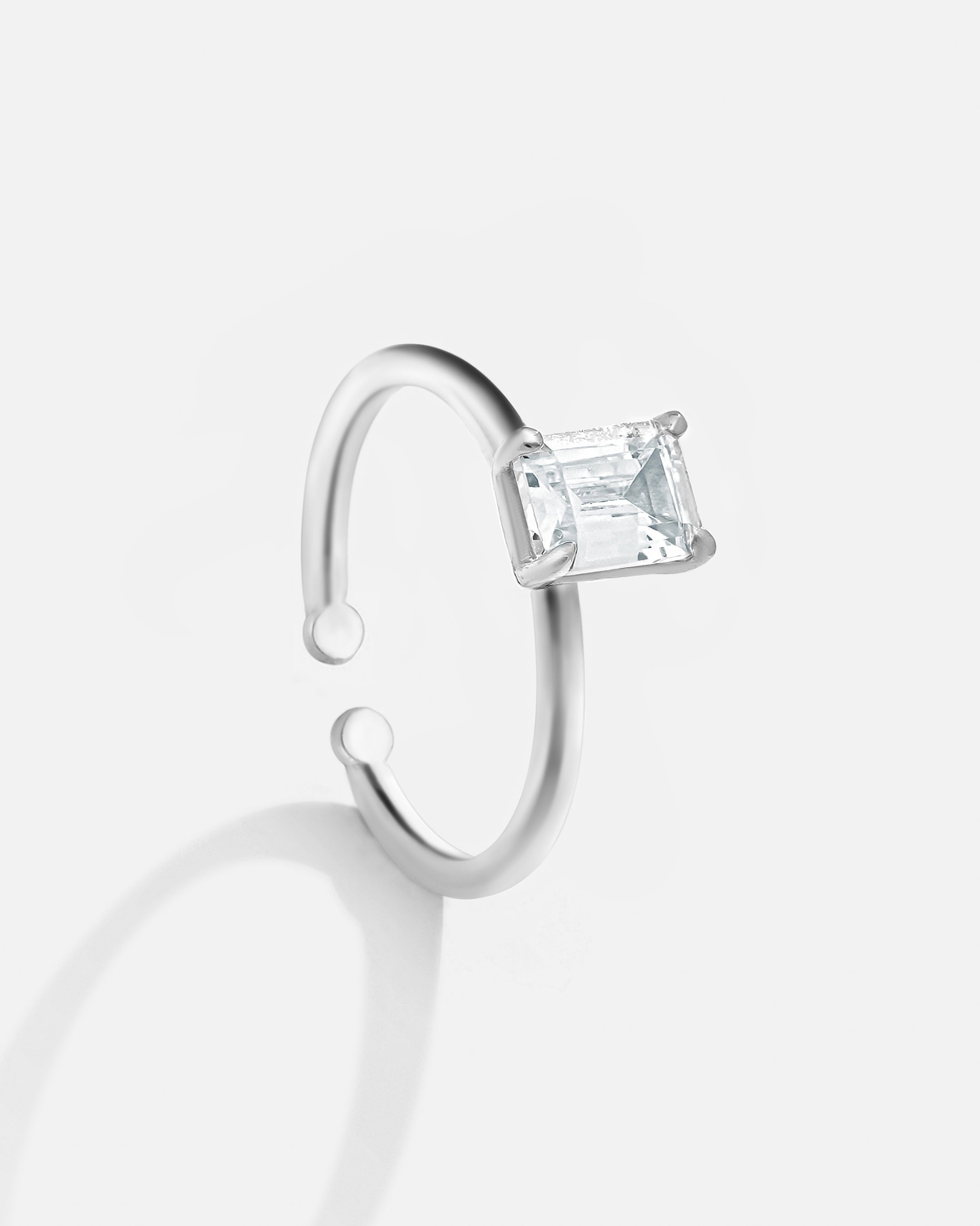 Bague Solitaire en Argent avec Pierre Baguette