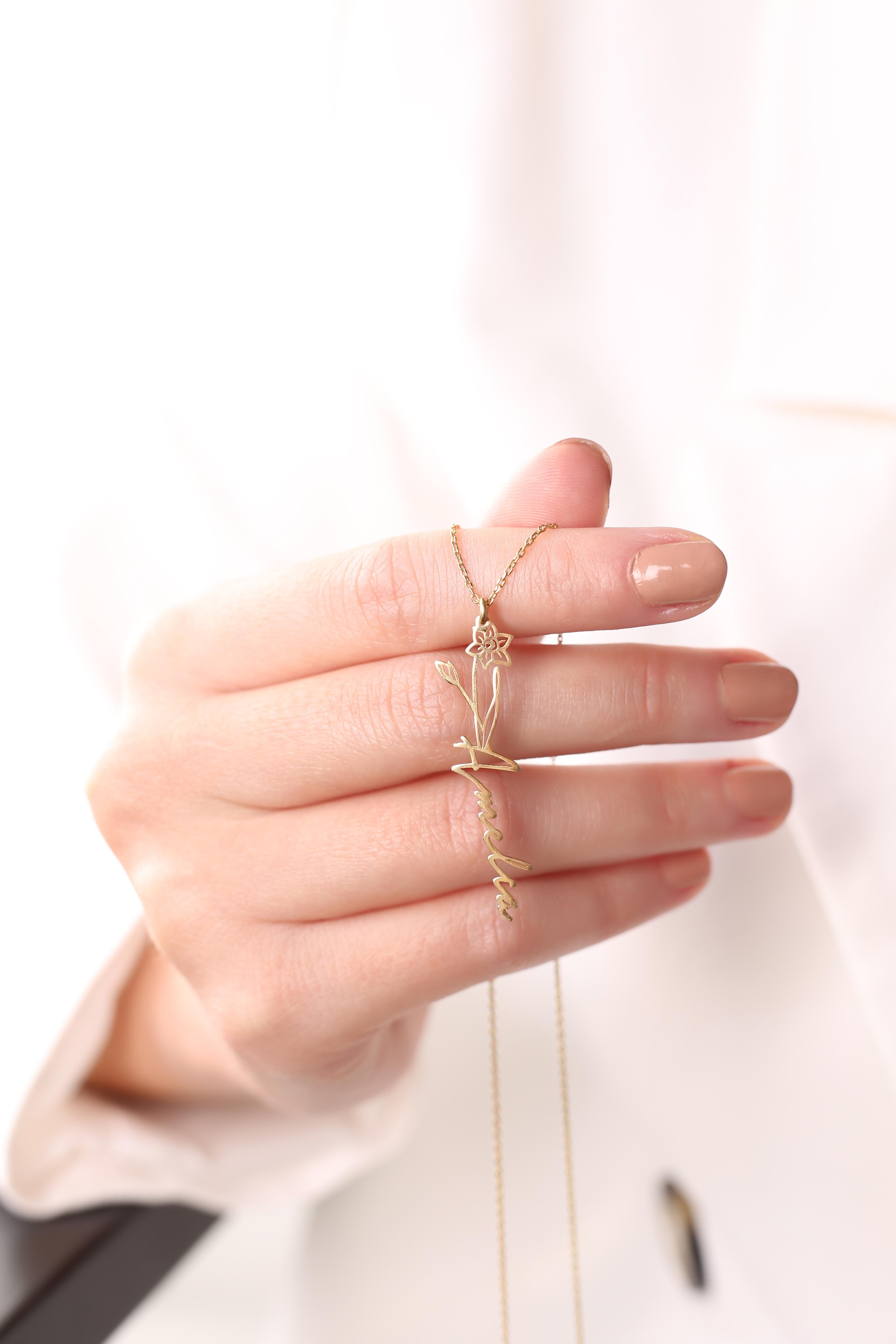 Collier de fleurs de naissance en argent du mois de mars - Or