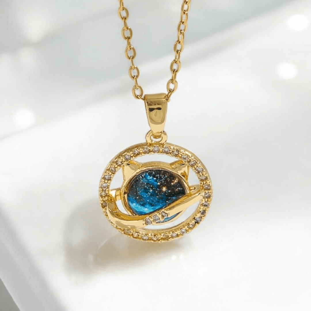 Uzayın İhtişamı Jüpiter Zirkon Taşlı Gold Çelik Kolye