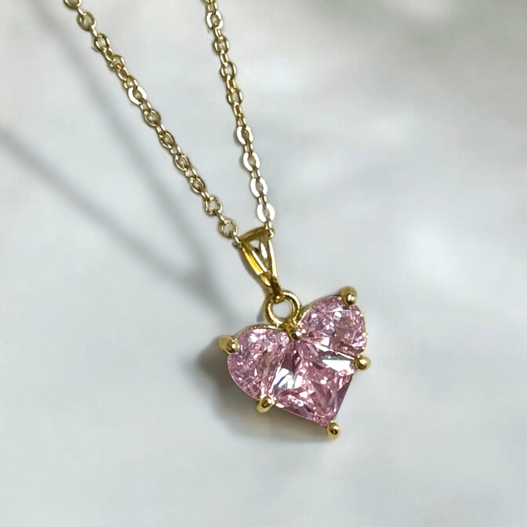 Heart Of Glass  Pembe Zirkon Taş Detaylı Kalp Çelik Kolye