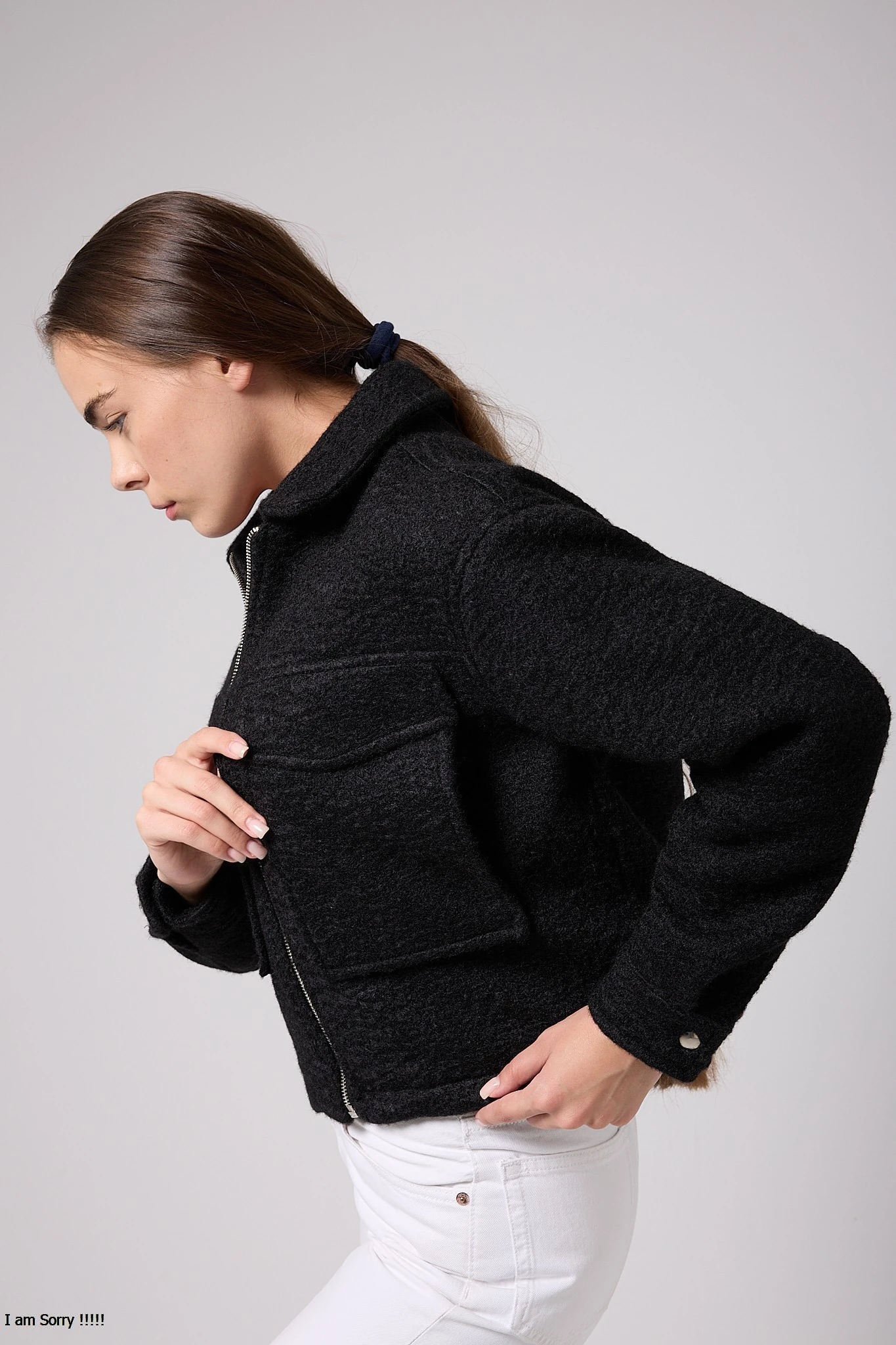 ASTARLI ÇİFT CEPLİ KAŞE CEKET